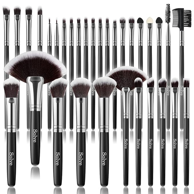 Makeup Brush Set, SOLVE 32 Pieces Professional Makeup Brushes Wooden Handle Cosmetics Brushes Fou... | Amazon (US)