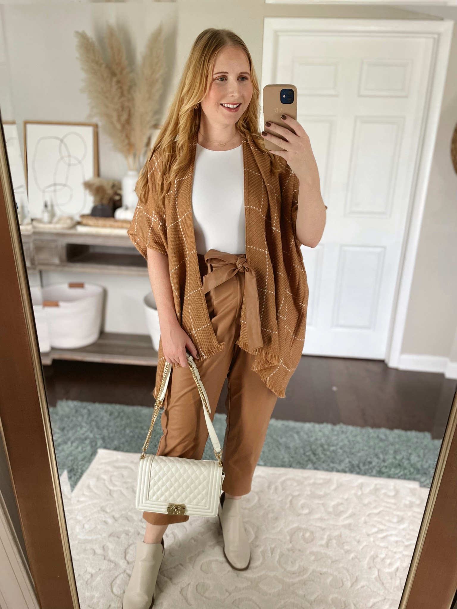 LOFT WRAP: size XS/S 
FAUX LEATHER PANTS: size M

Fall style
#loft
#loftstyle
Cardigan
Fall outfits
Fall outfit ideas
Casual fall outfit
Old navy 

#LTKunder50 #LTKunder100 #LTKSeasonal