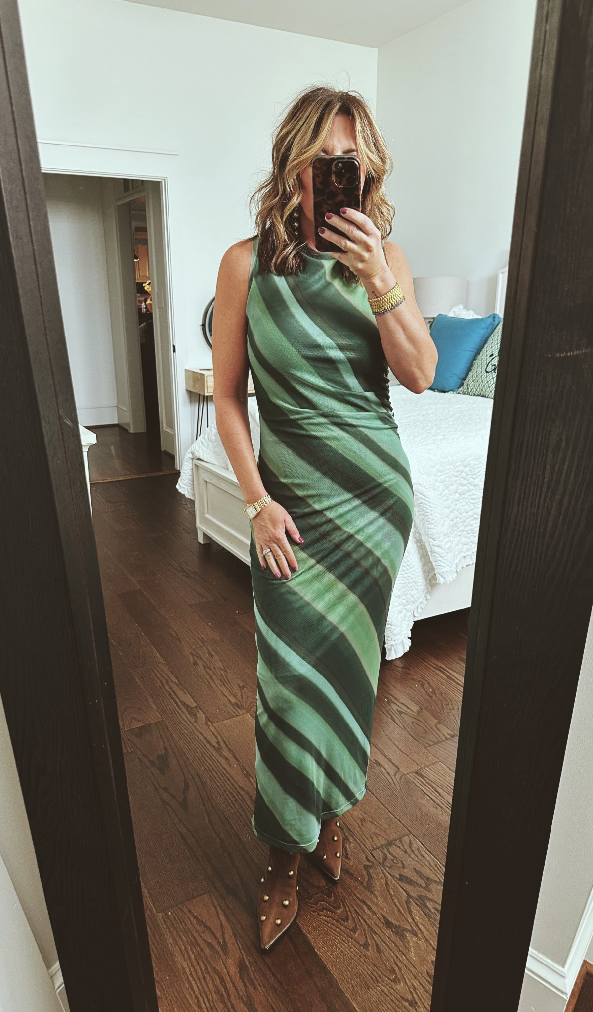 Datenight with my hubby
Wearing a XS

Maxi Dress | Green Dress | Special Occasion | Datenight | Wedding Guest

#LTKHoliday #LTKWedding #LTKWorkwear