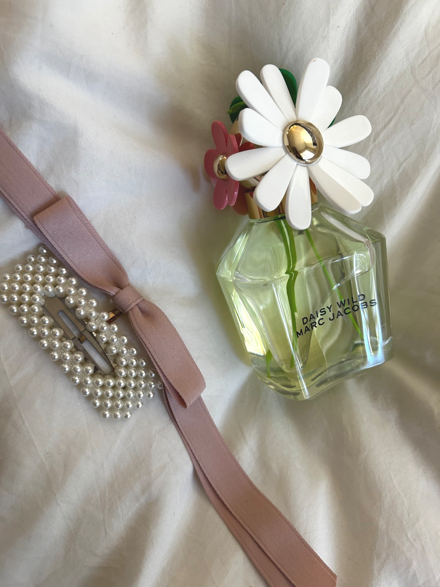 Daisy Wild Marc Jacobs perfume
Fragrance
Floral scents
Gifts for her 
Beauty gifts 
GRWM 

#LTKselfcare #LTKgrwm #LTKBeauty