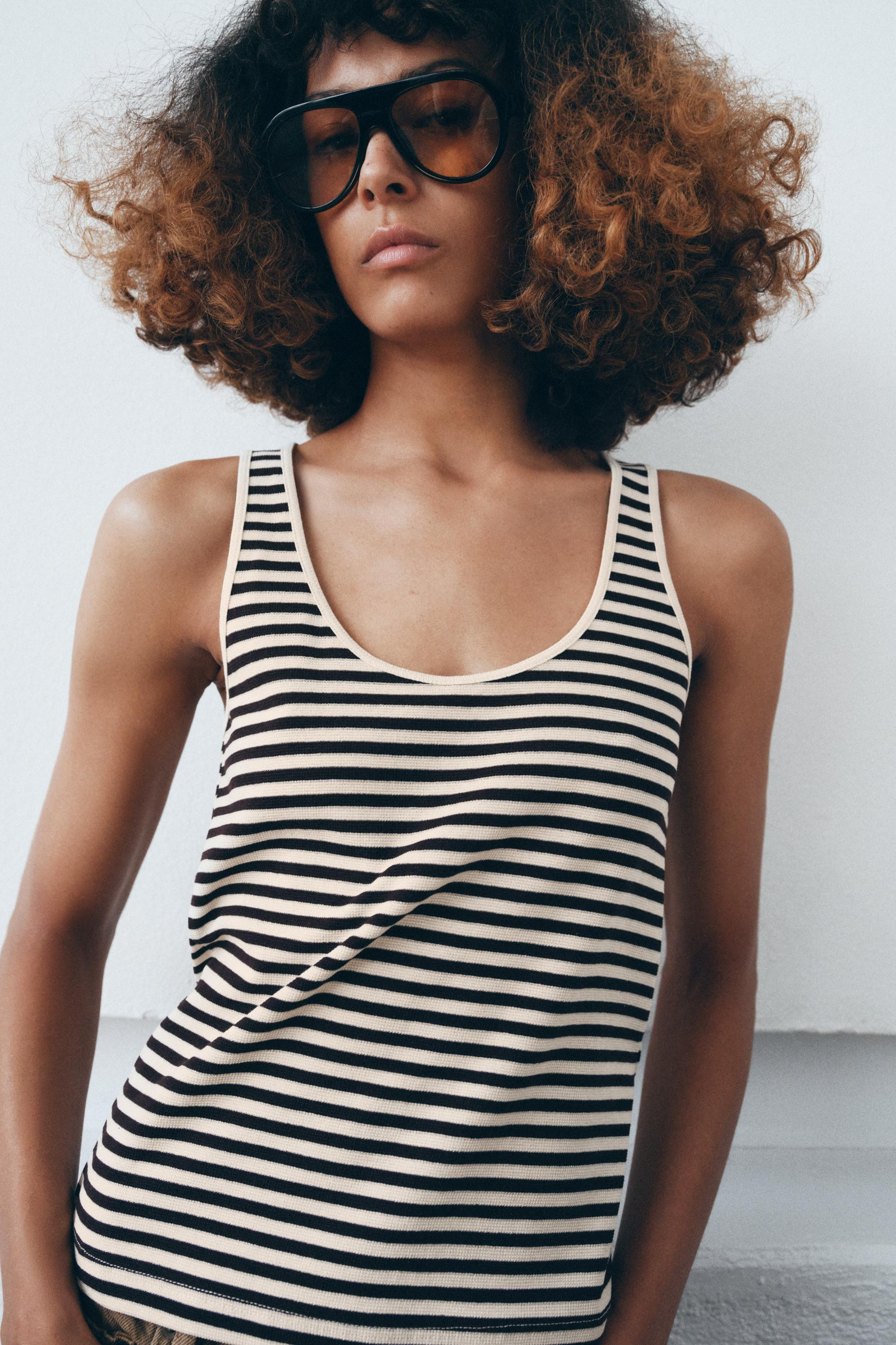 STRIPED SLEEVELESS TOP | Zara US