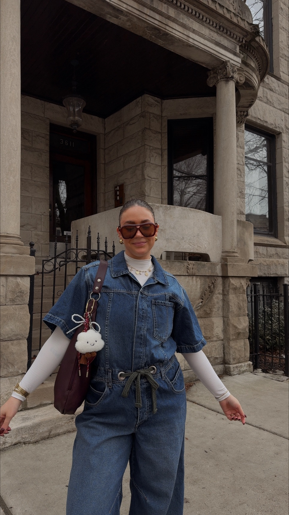 this audio is literally my brain every time I’m shooting in public, anyone else? 

been on a big ‘90s mom’ outfit inspo vibe lately! I want all the denim, all the oversized, all the comfy & and all the mini turtle neck tops till further notice @nuuly 

#momfashion #momstyle #easyoutfitideas #stylingtips #ootdinspiration #citymom #outfitoftheday #midsizemom #toddlermom #dailyoutfitinspo #90sstyle #coolmomstyle #momswithstyle #denimondenim #springstyle #nuuly #nuulystyle