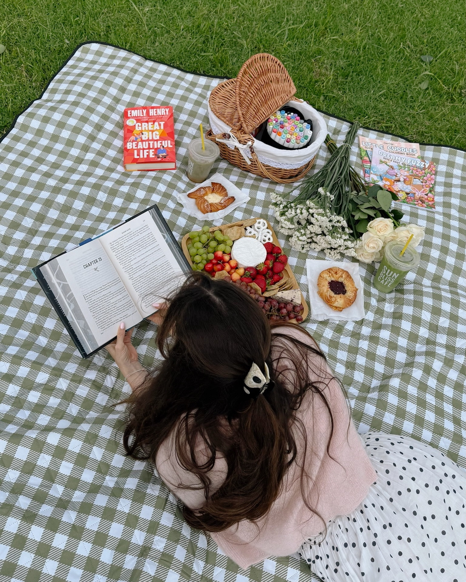 Picnic date

Reading date, coloring date, picnic date, picnic aesthetic, cozy aesthetic, spring, summer, summer vibes, summer date, summer ideas, summer inspo, spring ideas, things to do this summer, read with me, color with me, things to do, besties, bestie date

#LTKParties #LTKFamily #LTKSeasonal