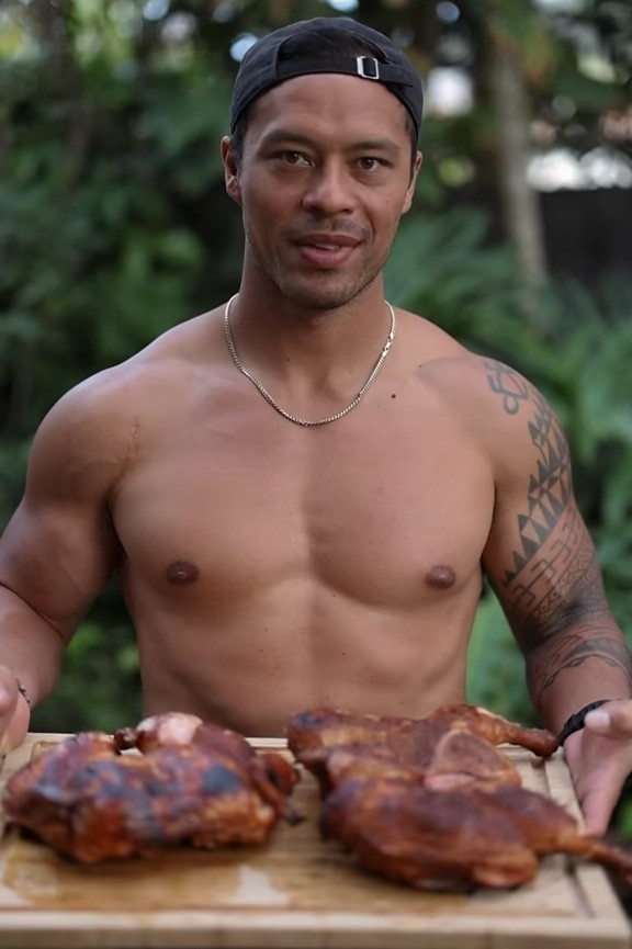 Recipe chicken 👇🏾
• Easy and DELICIOUS smoked
- Cut out back bone
- Make a small cut in the middle of breast plate and flatten
- Apply a binder @Chosen Foods
- Add @Meat Church @YoderSmokers seasoning
- Put on @Traeger Grills at 225 for 30-45 mins
- Increase temperature to 325 and finish till internal temp reaches 165

#LTKMens #LTKParties #LTKSeasonal