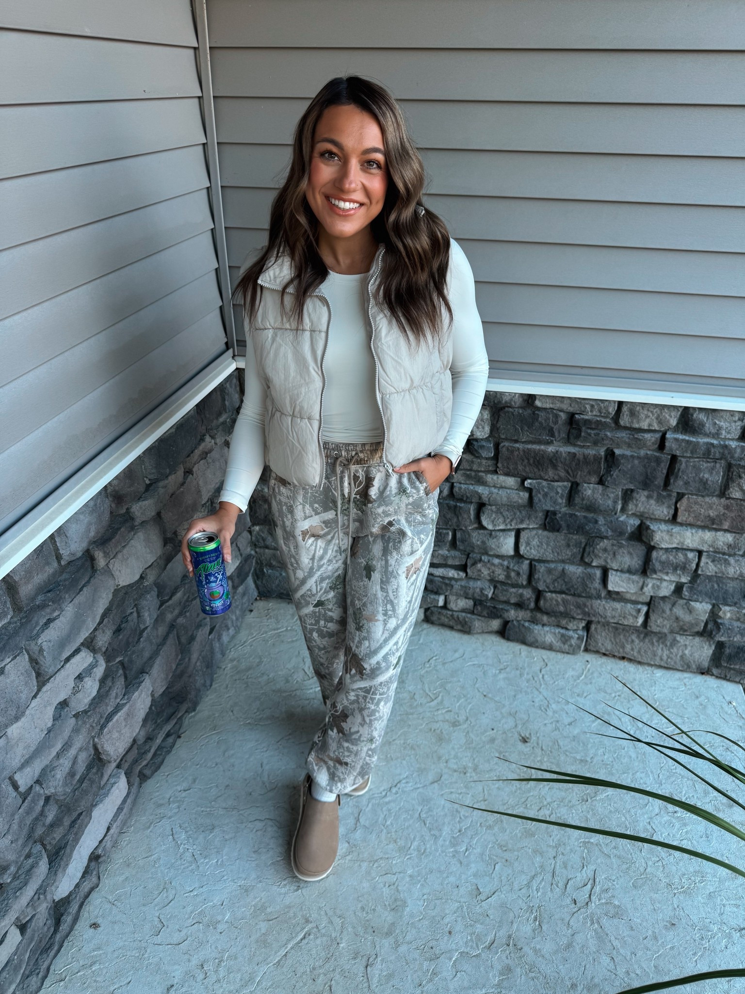 Ahhhh it’s Ugg season 

#LTKStyleTip #LTKFindsUnder100 #LTKShoeCrush