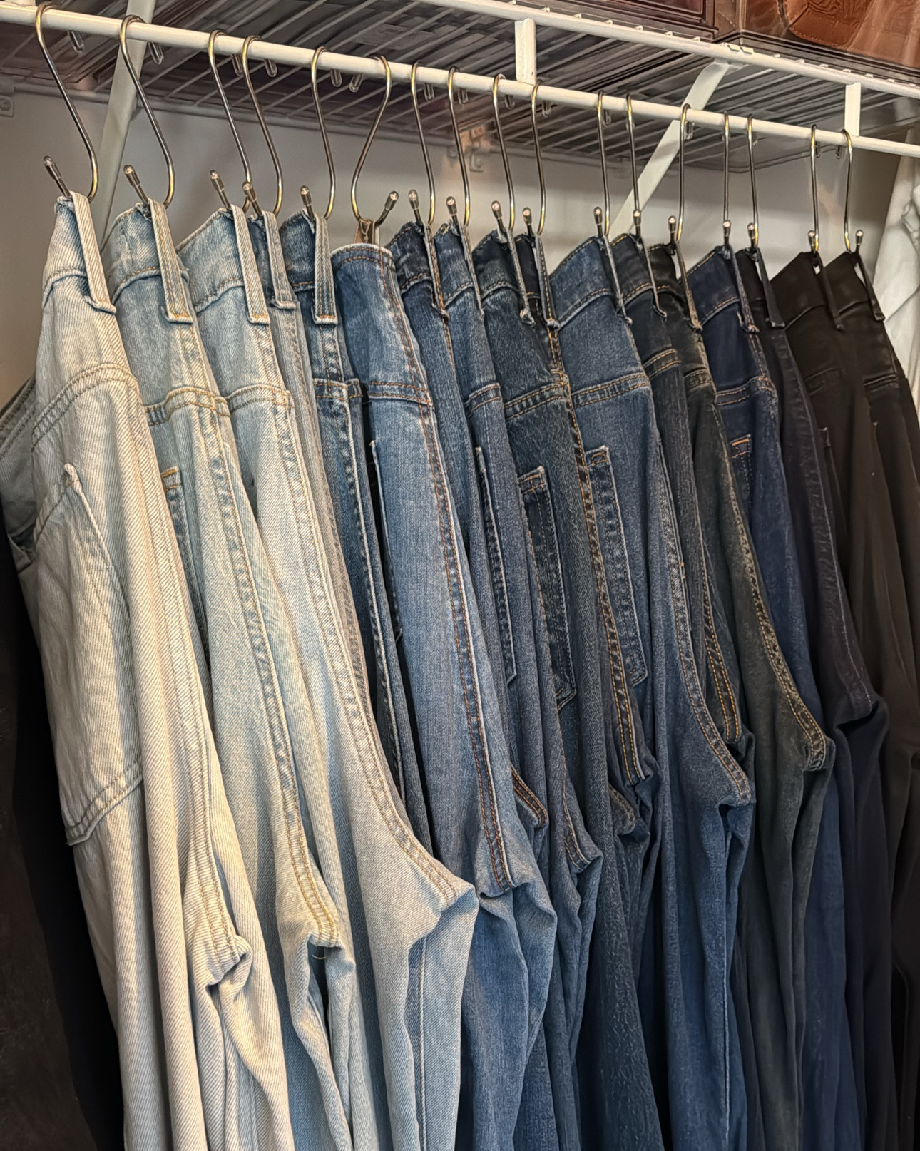 “S” hooks for jeans
Save room and organize your closet with this easy swap from hangers to these “S” hooks. 

Closet organization
Master closet
Jeans

#LTKMostLoved #LTKHome #LTKFindsUnder50