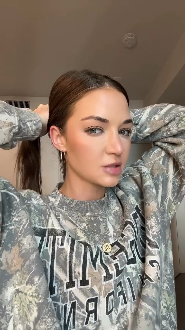 sweatshirt is size small!

#LTKStyleTip #LTKFallSale #LTKSeasonal