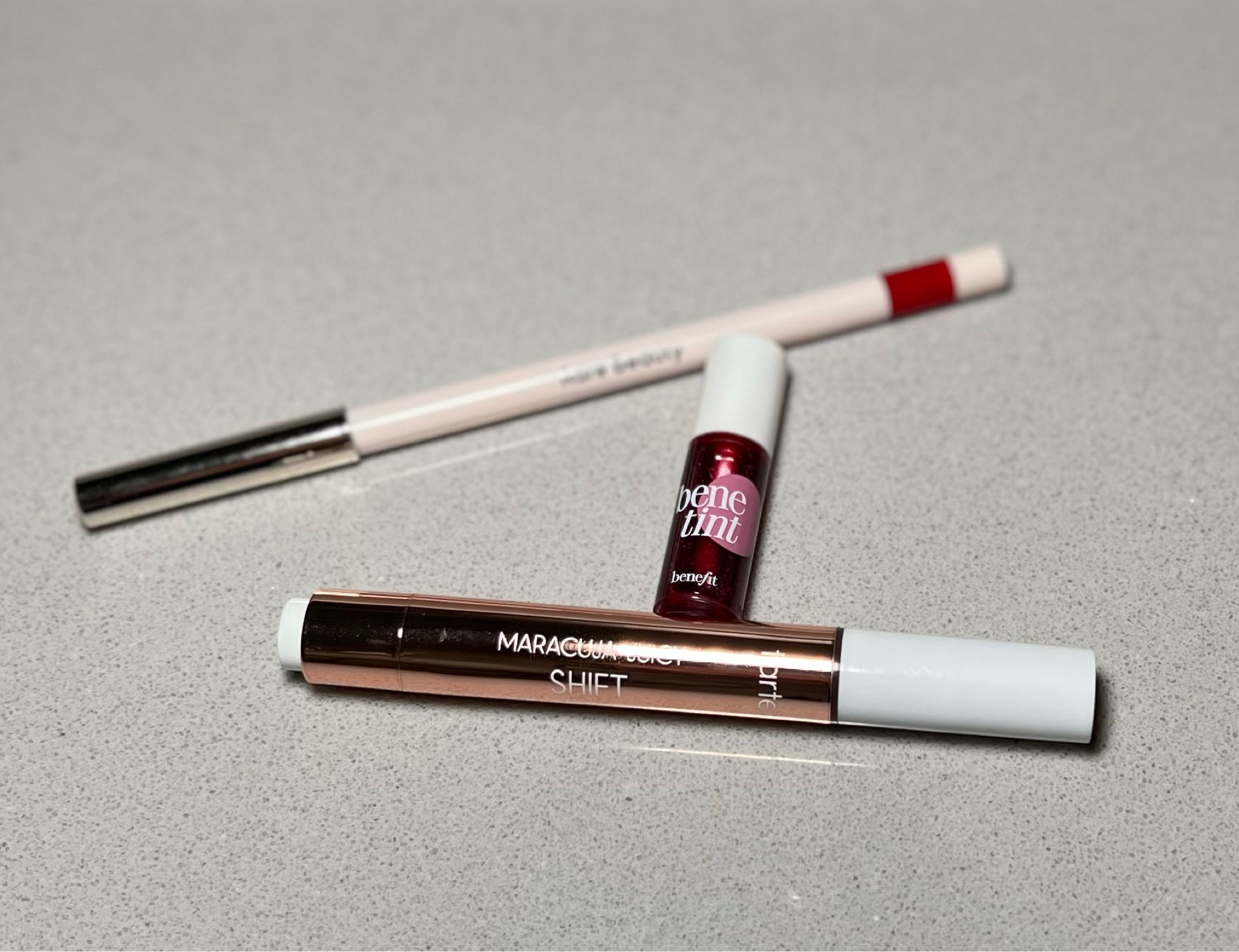 The perfect red lip combo for the holidays 

#LTKHoliday #LTKBeauty #LTKSaleAlert