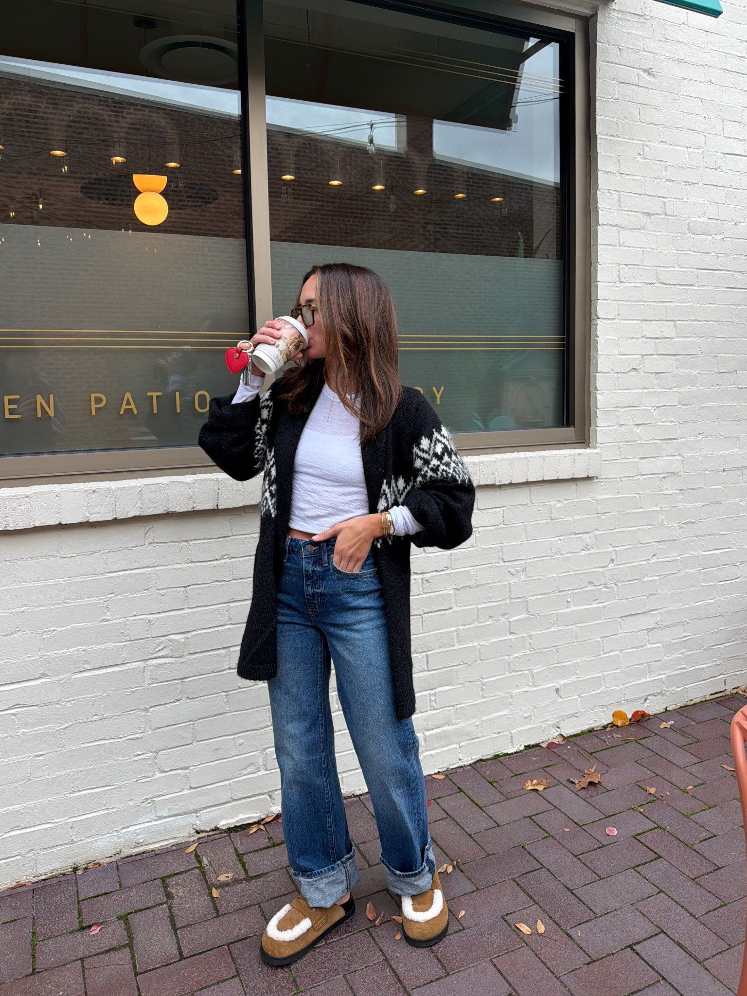 Coffee run! Wearing XS cardi and 24 jeans (reg length) the shade is vintage dark blue 