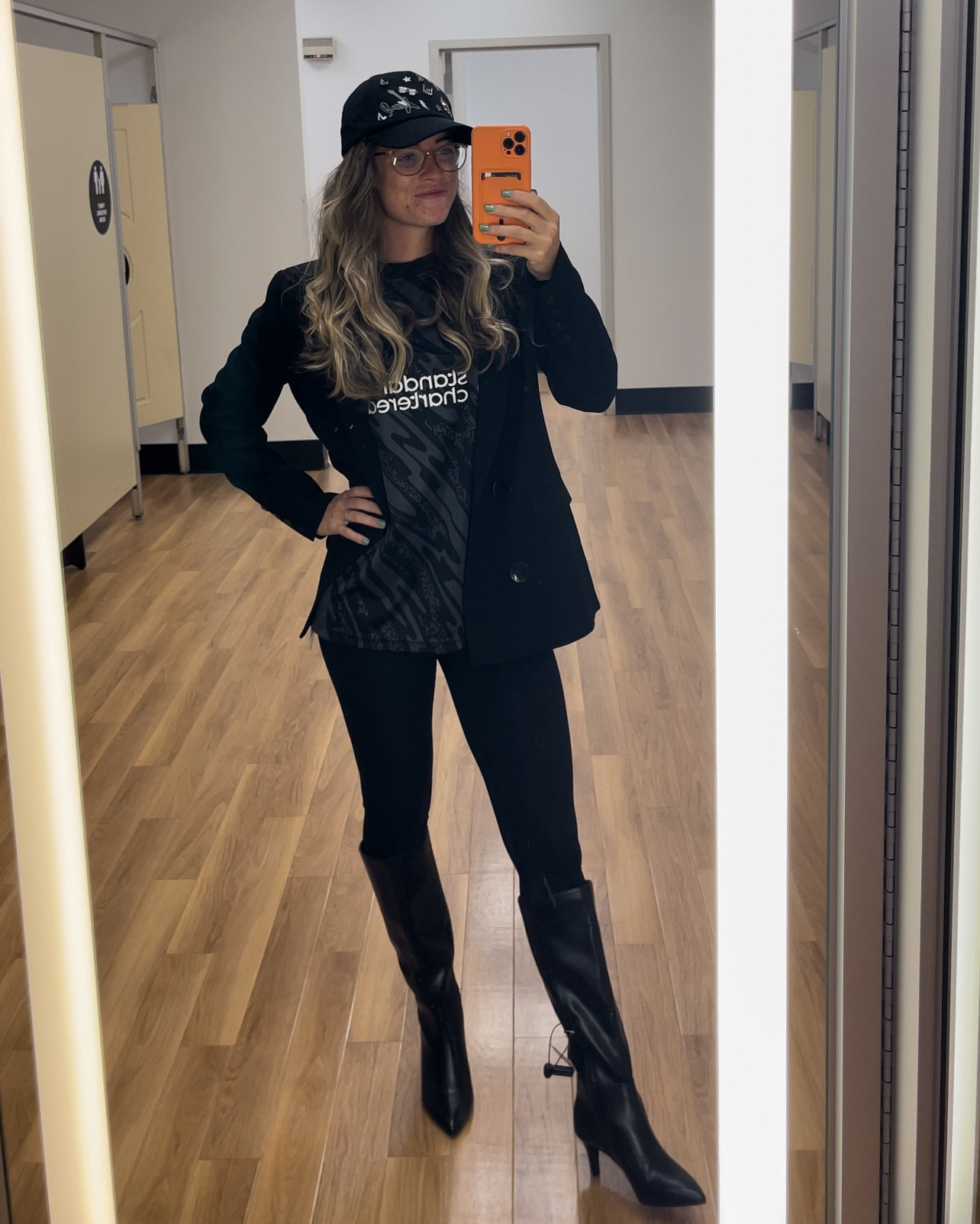 How to style a jersey!

#LTKVideo #LTKStyleTip #LTKOver40