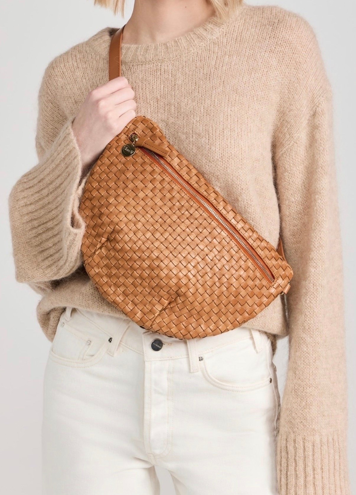 Perfect crossbody bag 
Perfect Mother’s Day giftt

#LTKmomlife #LTKdayinmylife #LTKMothersDay