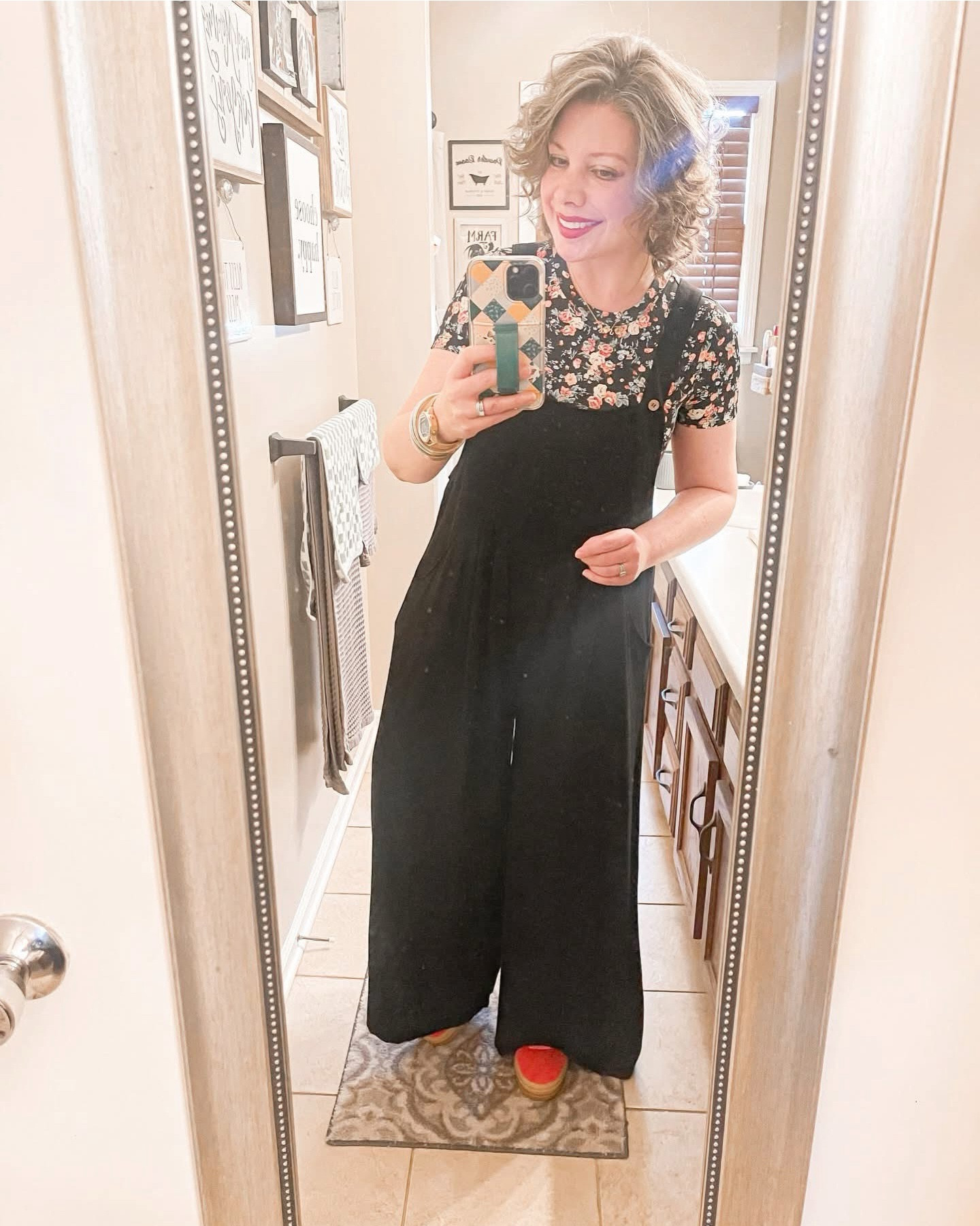 My Sunday fit. ✨💟🫶🏼🔆
•
•
I LOVE my Walli Cases! #mywallicase
Shop with the link below and use code ‘simplysweet’ to SAVE! ✨ 🛍️ 🔗 ⬇️ 
-
🔗 https://wallicases.com/?rstr=48227

#LTKOver40 #LTKootd #LTKPetite