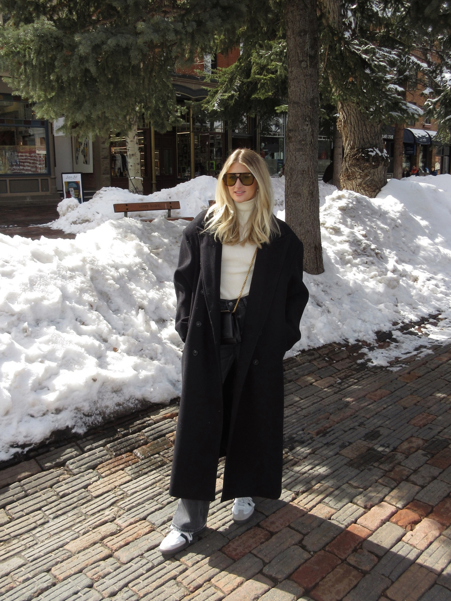 Coat from Source Unknown

#LTKSeasonal