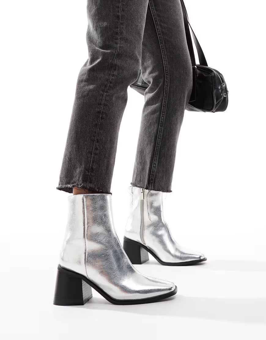 New Look chunky heel mid ankle boot in silver | ASOS (Global)