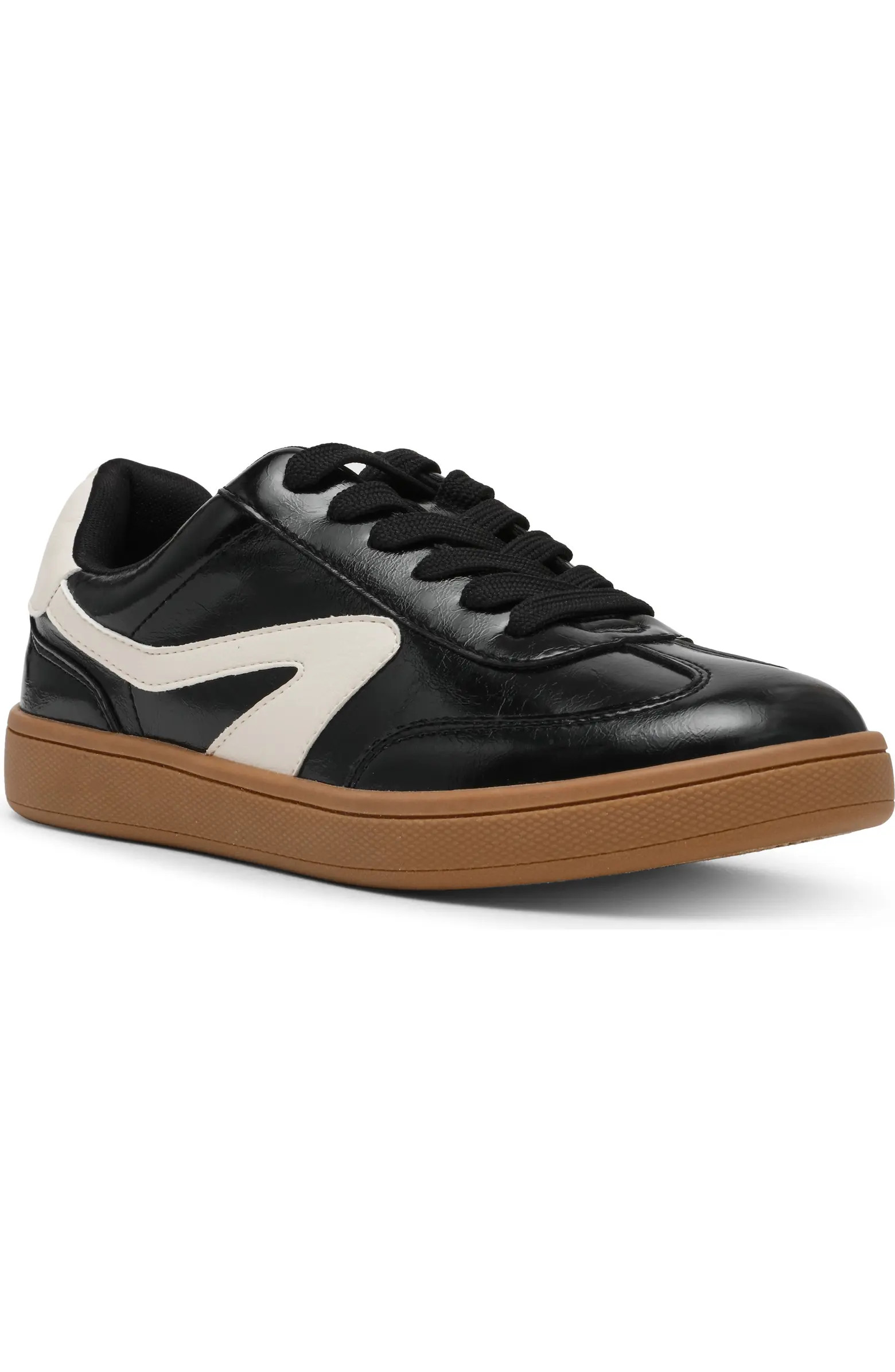 Voyage Sneaker (Women) | Nordstrom Rack