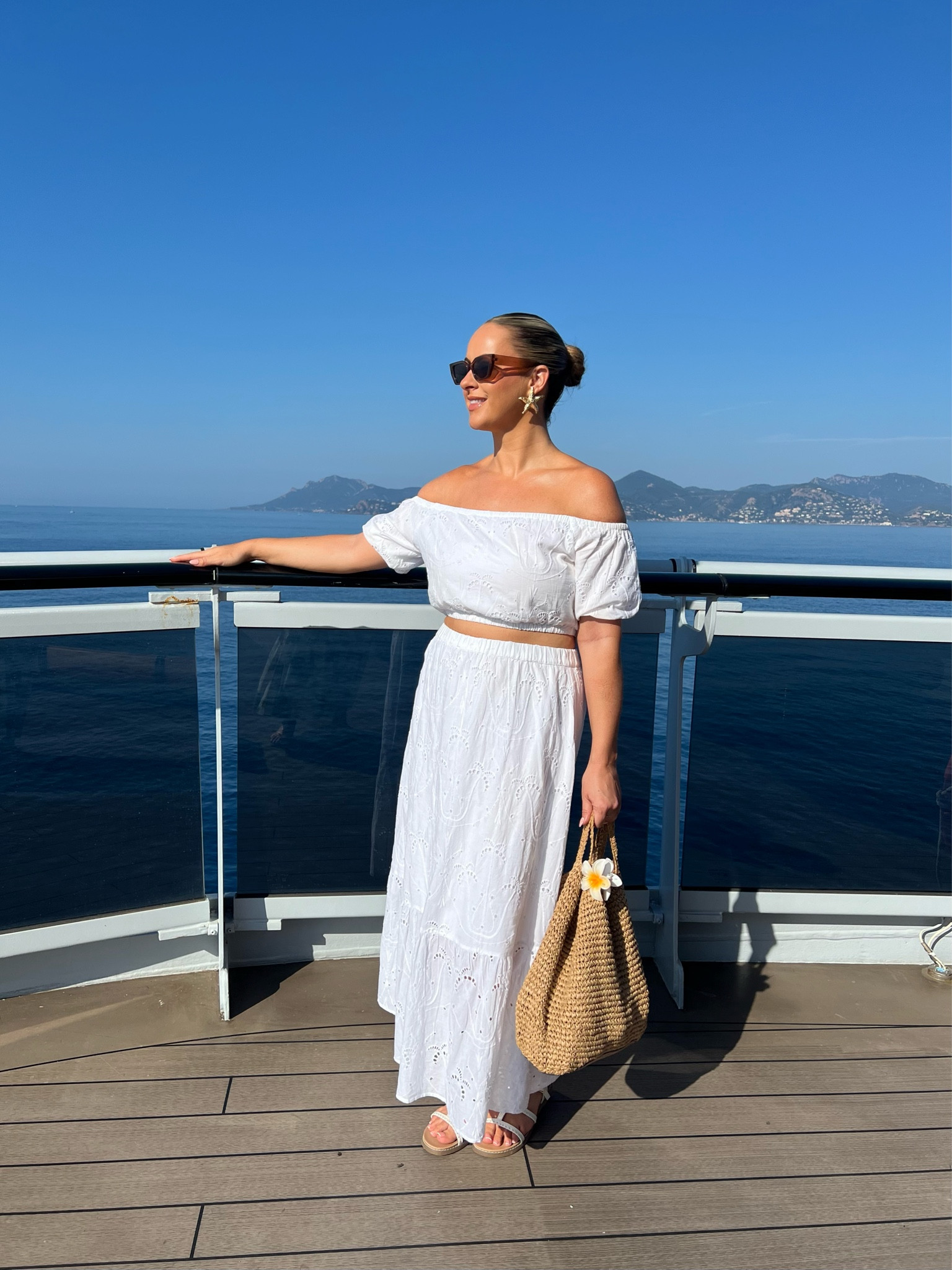 a day spent in Cannes 🌸🌴✨

I’m wearing a size 10 in both top and skirt. Size up in the top for a more looser fit I’d say it comes up on the small side

#LTKsummer #LTKuk #LTKstyletip