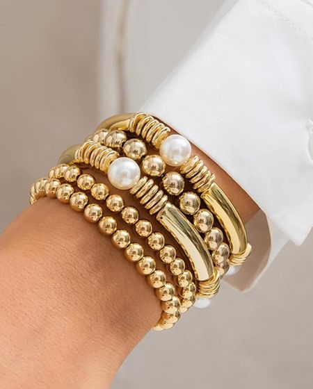Gold & pearl stretch bracelet stack 

#LTKFindsUnder100 #LTKFindsUnder50 #LTKOver40