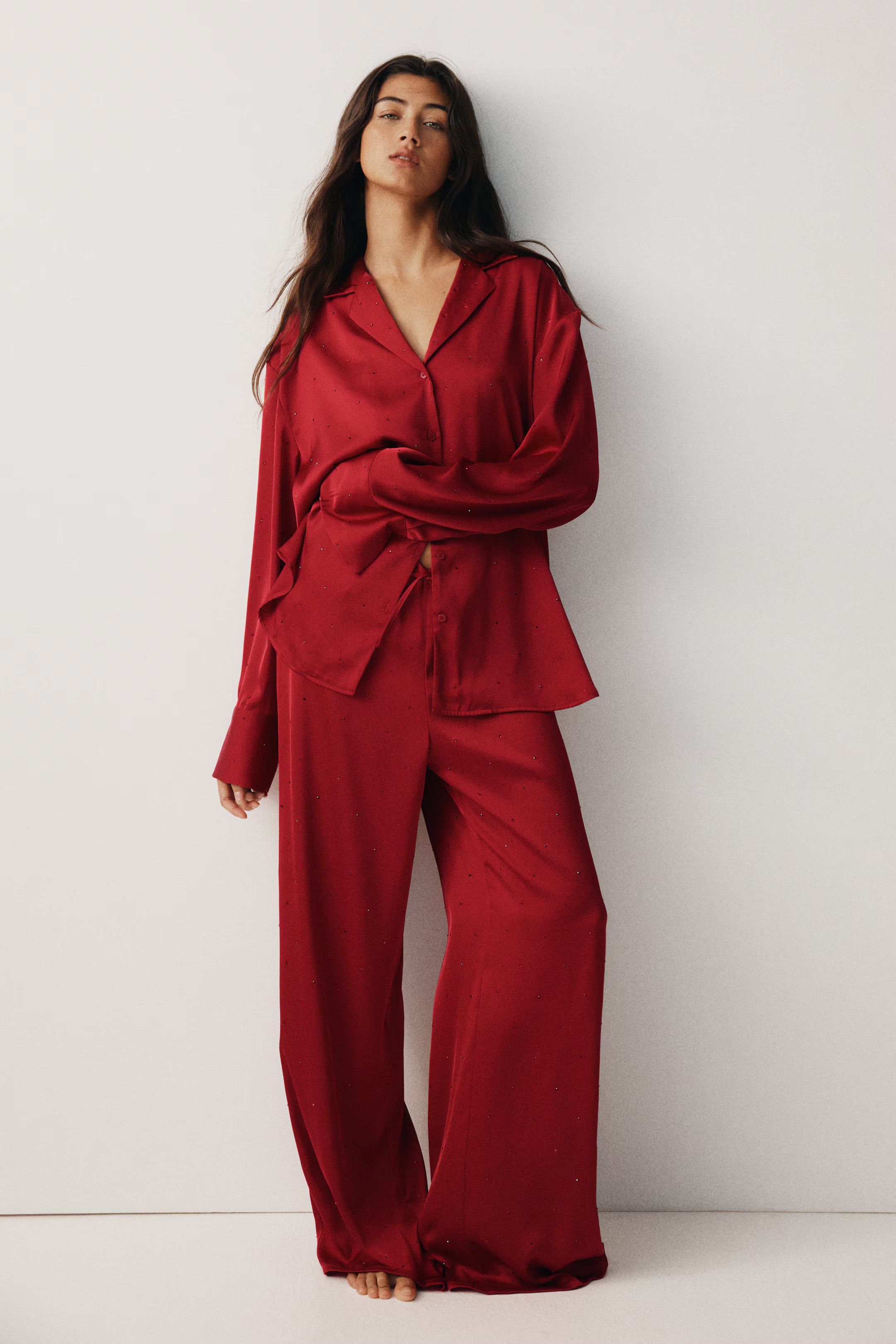 Embellished satin pyjama shirt | H&M (UK, MY, IN, SG, PH, TW, HK)