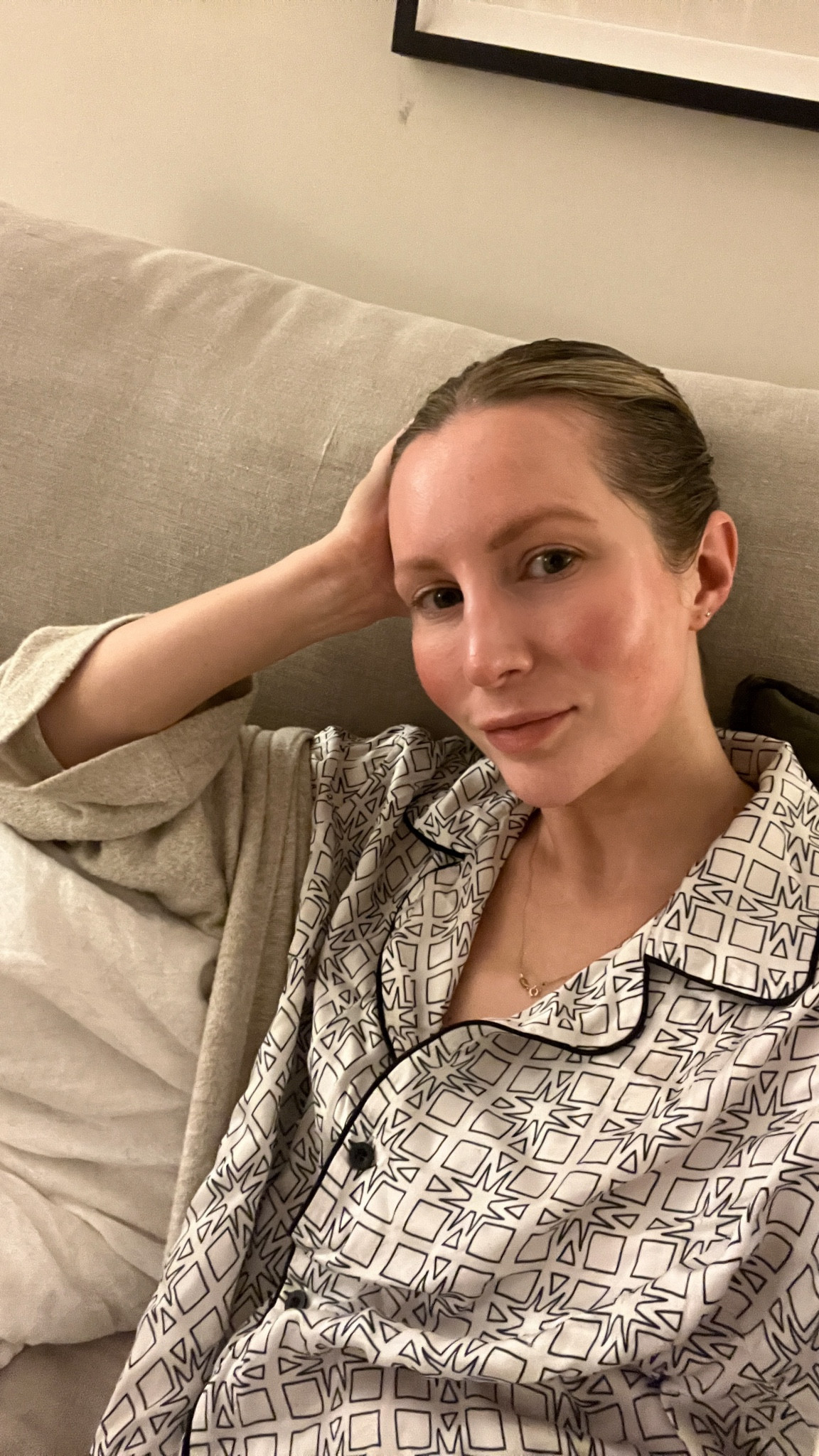 A night of beauty self care

Hair mask
Hair treatment
Face mask
Hair growth serum
Glowing skin
Hydrating serum 

#LTKbeauty