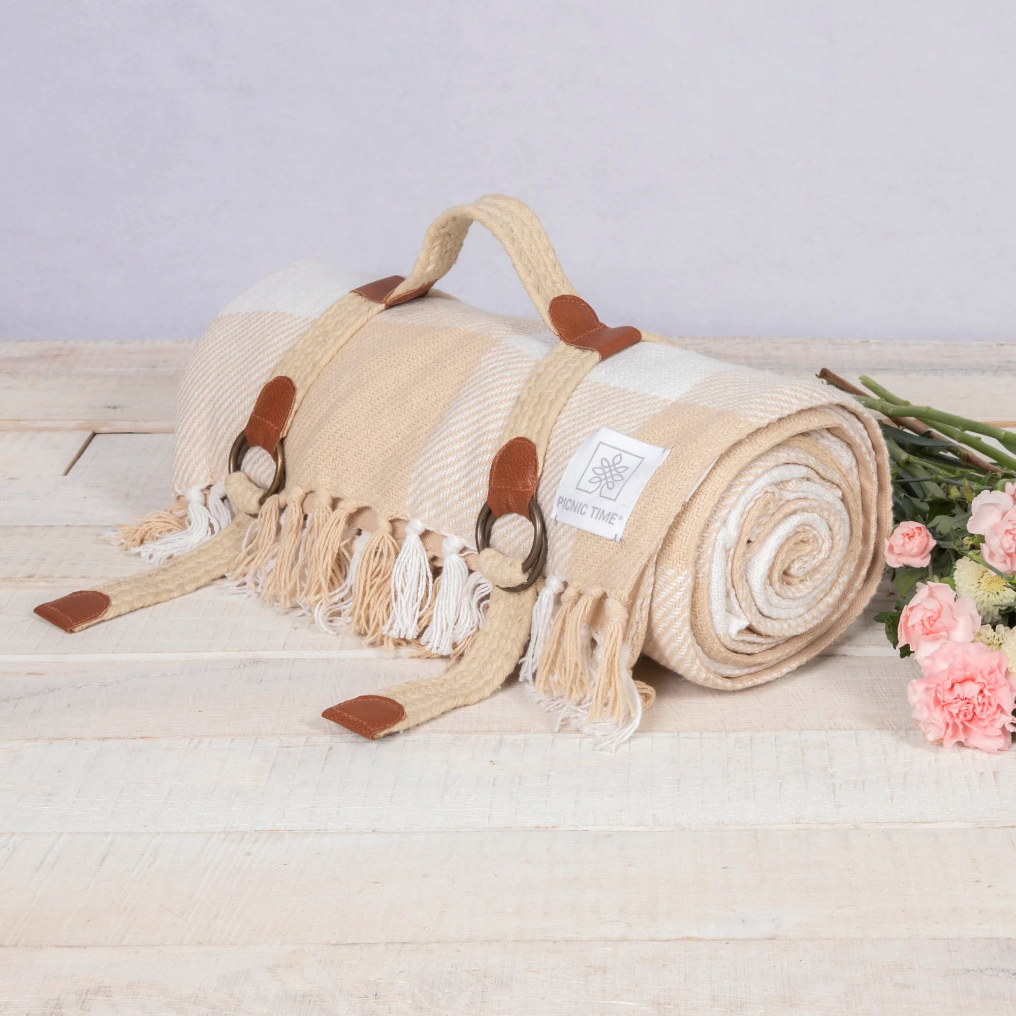 Montecito Picnic Blanket with Harness | Picnic Time