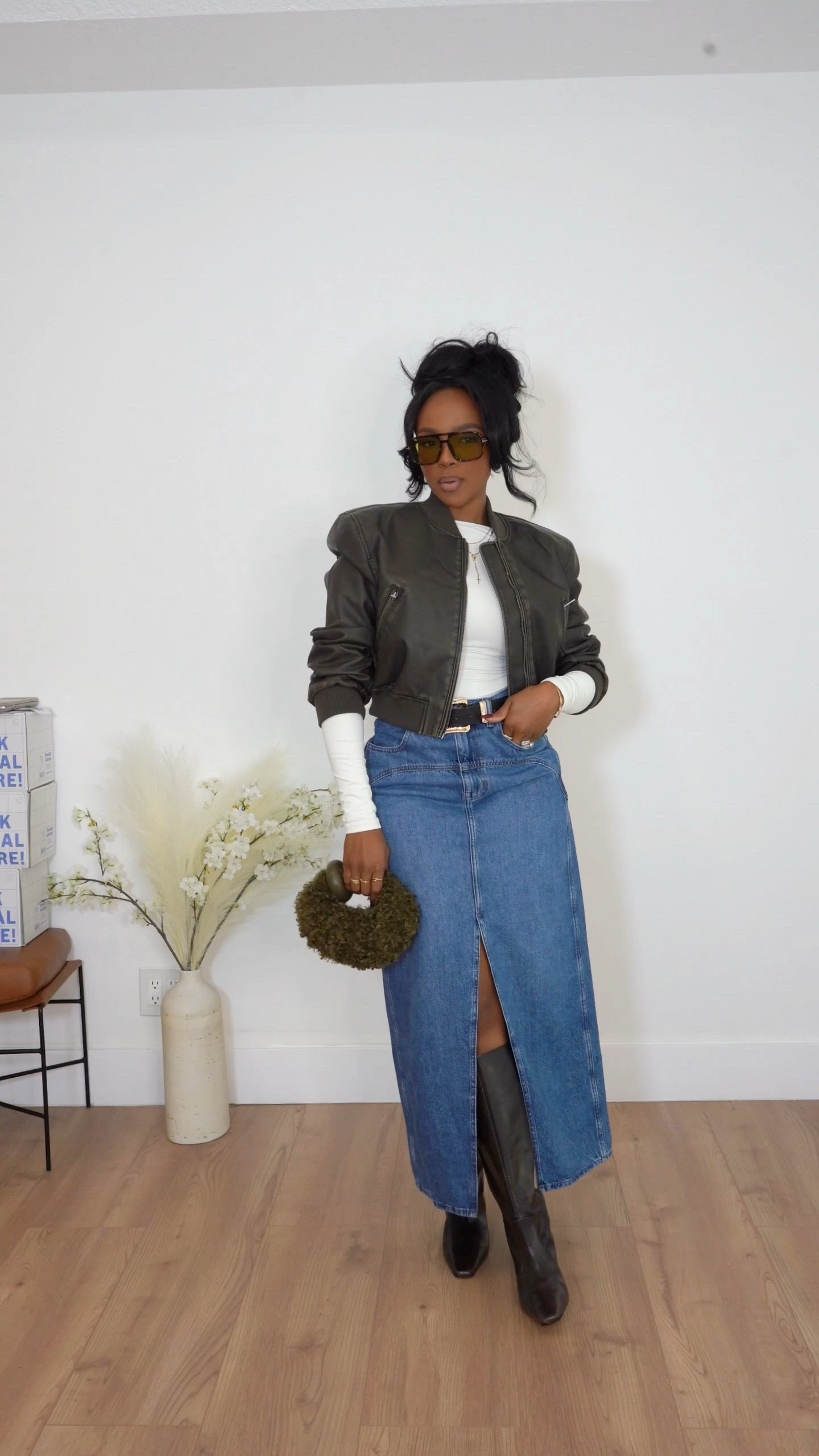 New outfit combo unlocked 

27 skirt | small top | small jacket
Boots TTS

I’m 5’4 | 140lbs | 36D -27 -40  IG & YT: kirasfashionfinds TT: kiraabboud 

#LTKStyleTip #LTKFindsUnder100 #LTKxMadewell