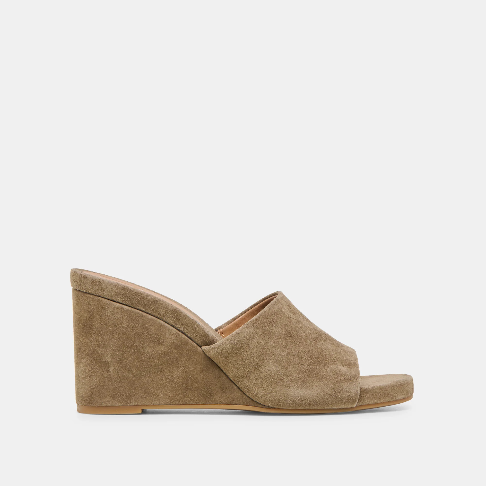 Holta Wedges Olive Suede | DolceVita.com