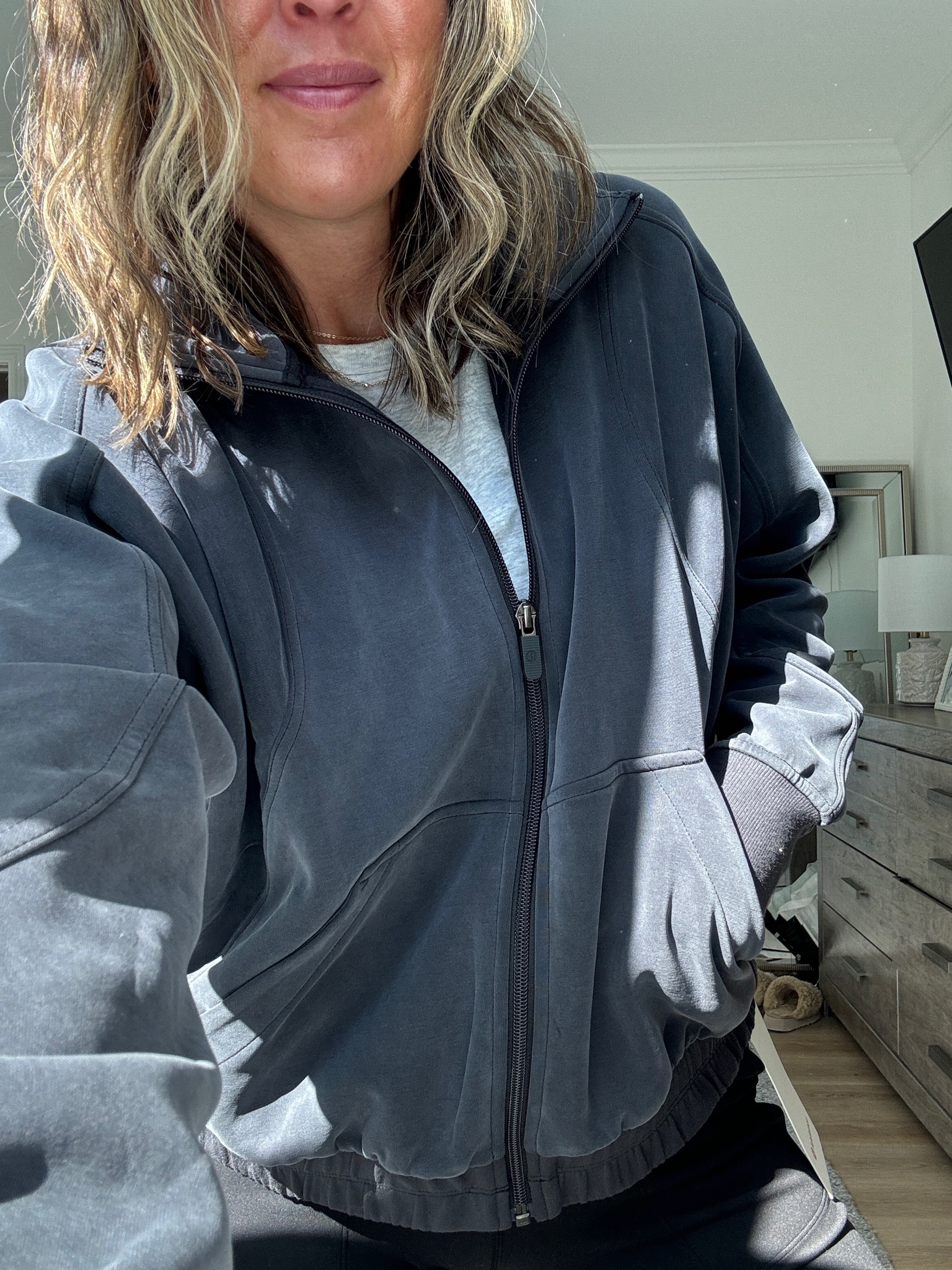 New soft stream sweatshirt from lululemon 

I’m ina a size 8 

#LTKCon #LTKGiftGuide #LTKstyletip
