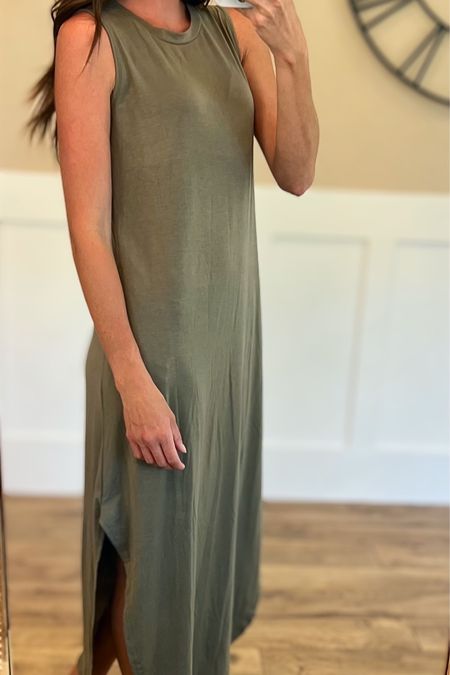 This olive maxi dress is amazing! Amazon got some of the best maxi dresses out there like this one. Perfect for moms and as a casual outfit.

Amazon finds, Amazon faves, Amazon fashion, casual outfit, casual outfit for moms, outfit idea for moms, outfit inspo for moms, casual outfit inspo, casual outfit idea, simple maxi dresses, maxi dress with slit

#LTKfamily #LTKstyletip #LTKSeasonal