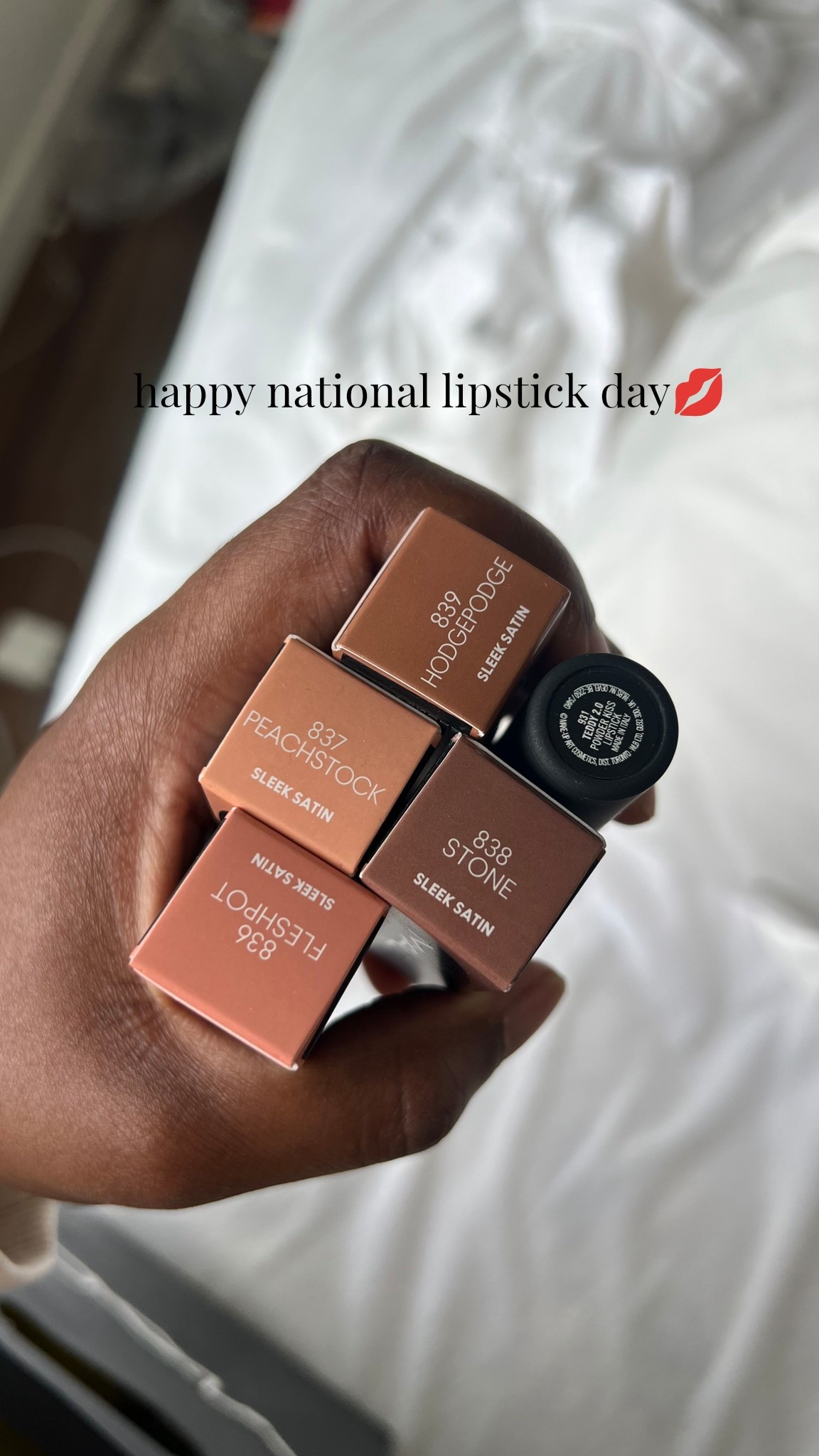National lipstick day! 50% of Mac lipsticks at Sephora 