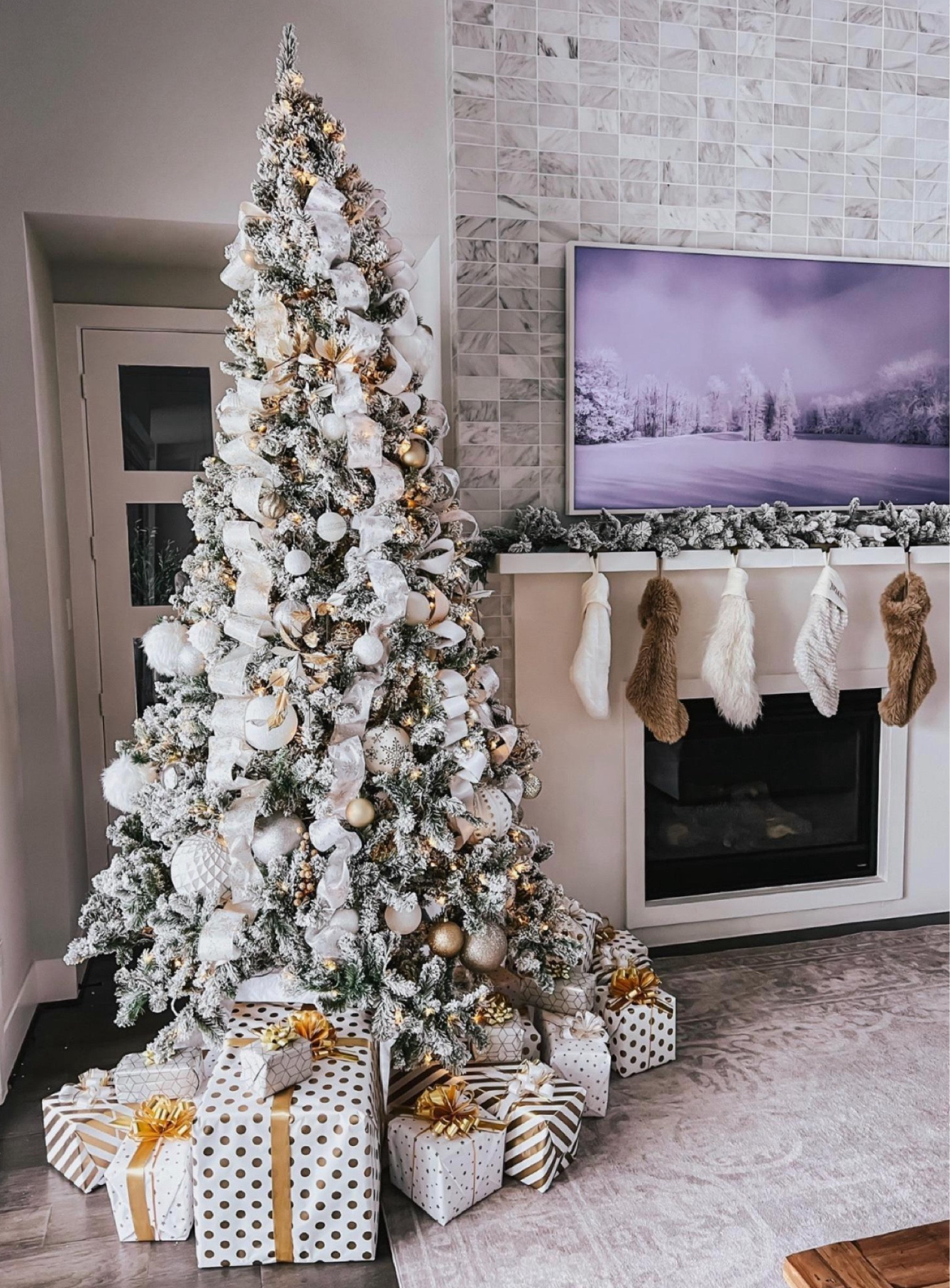 Our Wayfair Christmas tree and decor 🤍

#LTKHome #LTKFindsUnder50 #LTKStyleTip
