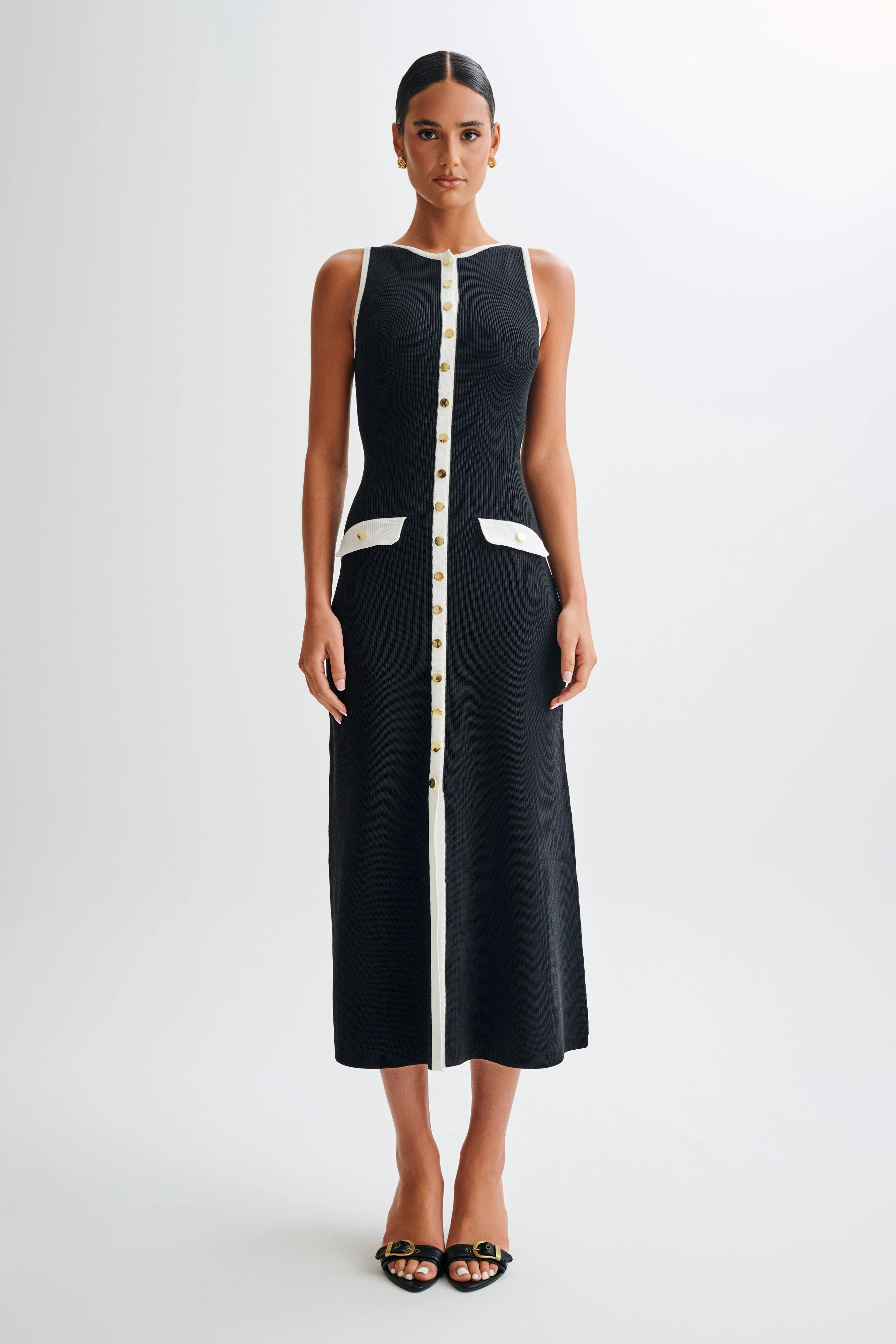 Sawyer Sleeveless Buttoned Maxi Dress - Black/White | MESHKI US