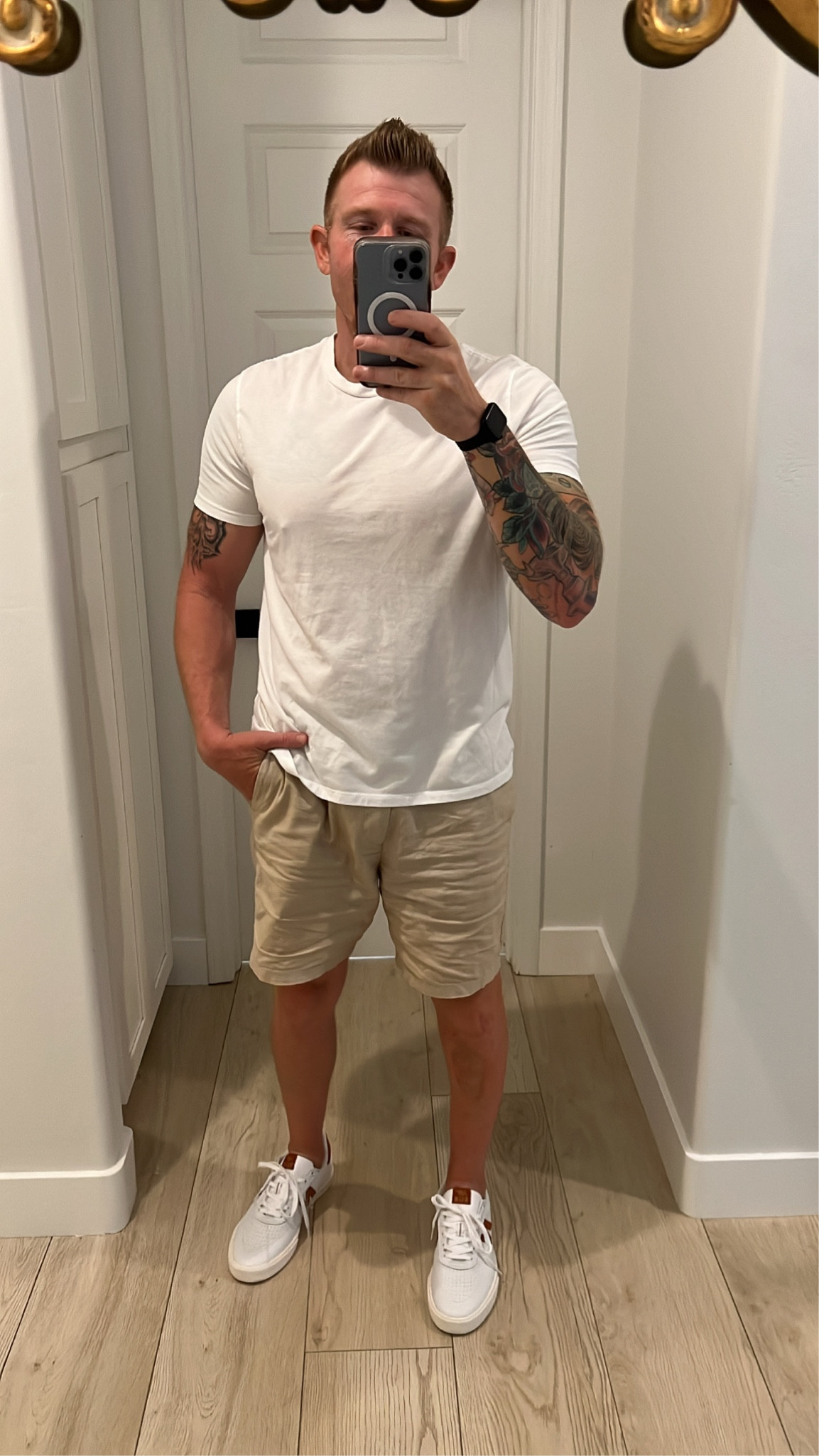 Basic OOTD
Shirt L
Shirts M
I’m 5’11” 188 pounds 

#ootd #mensfashion 

#LTKFind #LTKmens #LTKxNSale