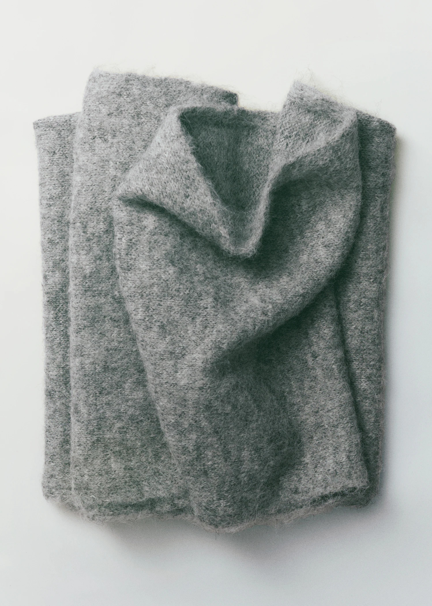 Plain knitted scarf | Mango (US/MX/AU)