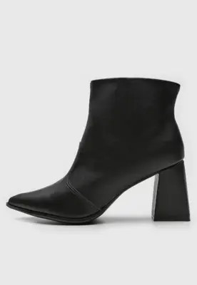 Bota Bebecê Cano Curto Preta | Dafiti (BR)