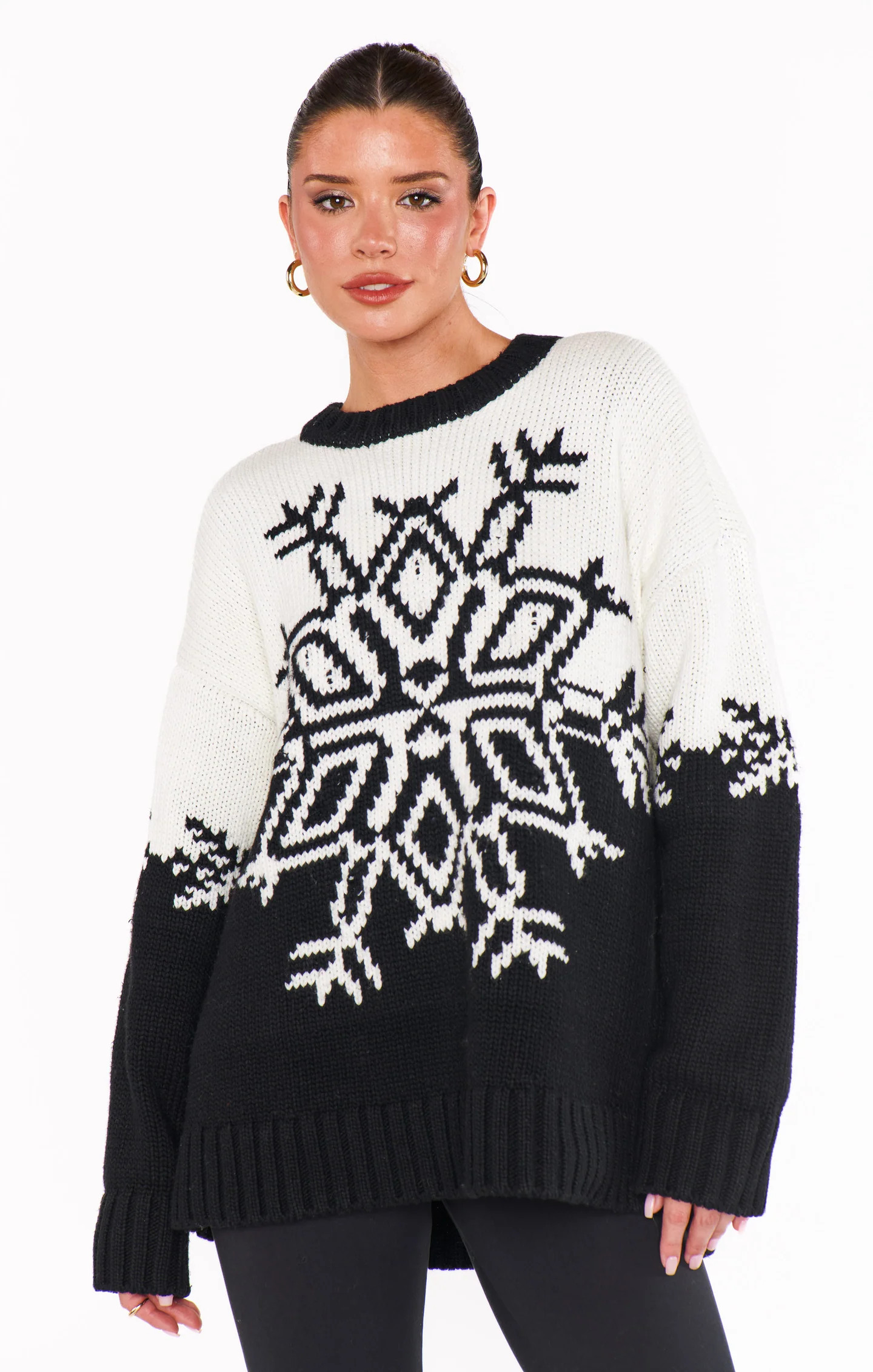 Stowe Sweater ~ Snowflake Knit | Show Me Your Mumu