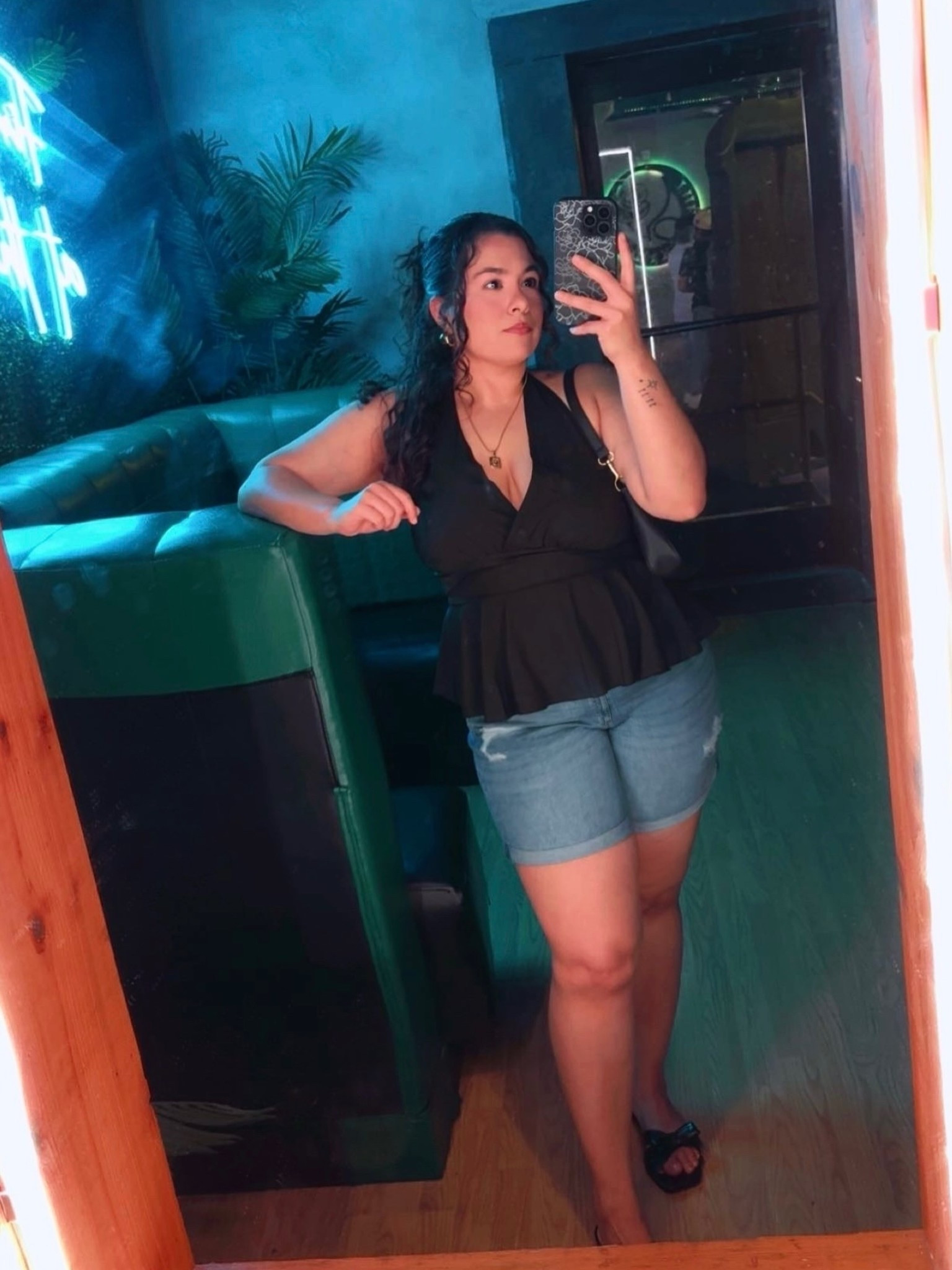 You’re playing checkers, I’m playing CHESS ♟️