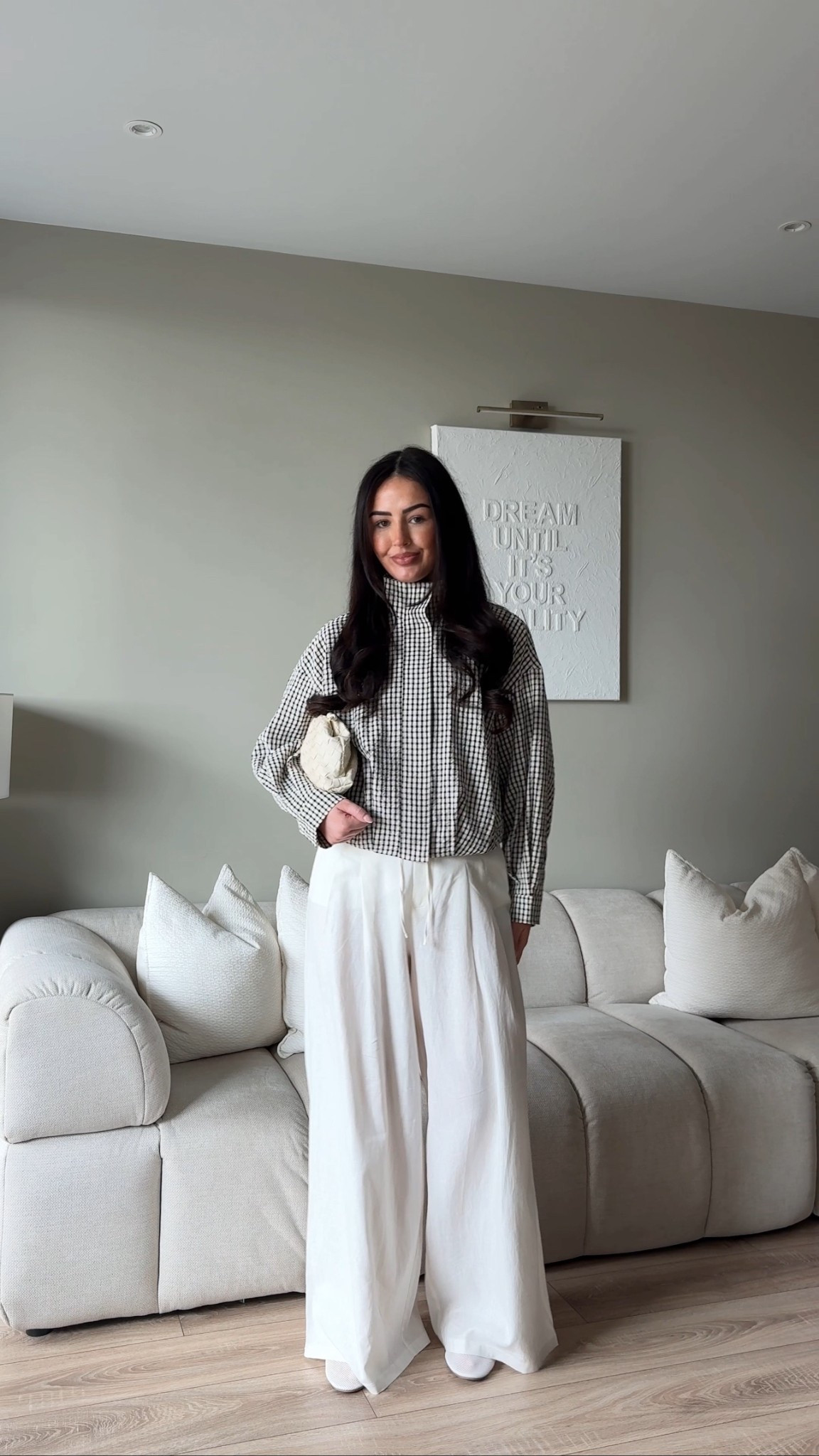 I wear a size S in the jacket & trousers 🤍

Linen trousers, checked jacket, windbreaker, funnel neck jacket, spring outfits, spring jacket 

#LTKuk #LTKspring #LTKeurope