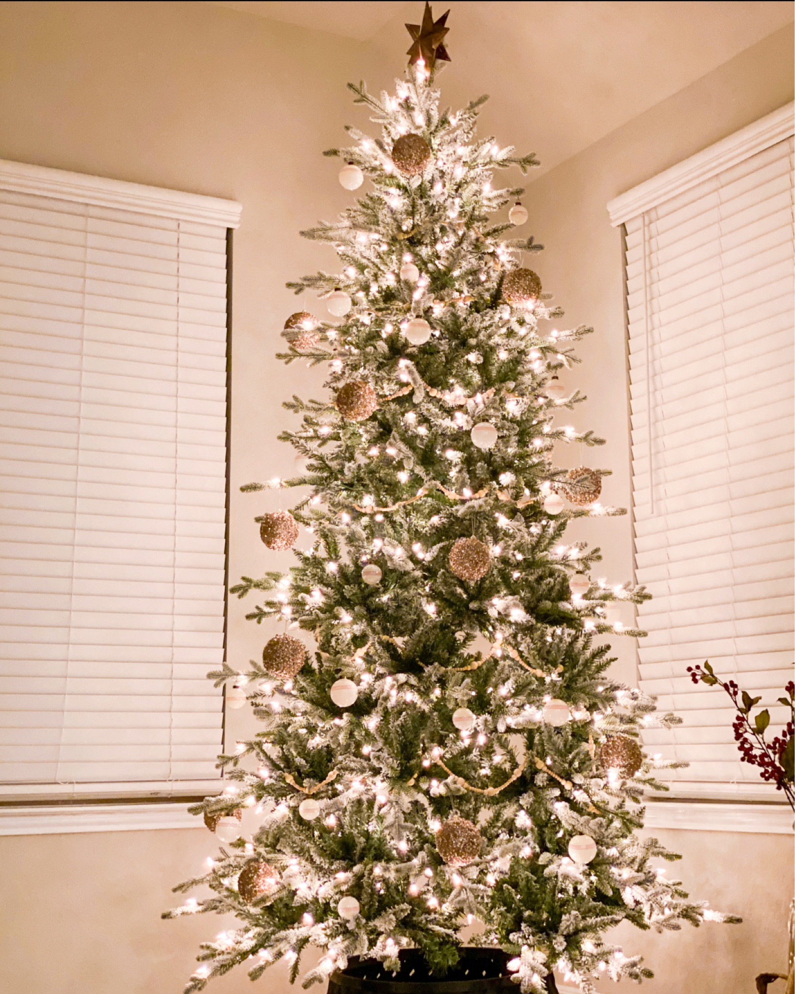 9ft Christmas tree from Target 

#LTKHoliday #LTKstyletip #LTKSeasonal