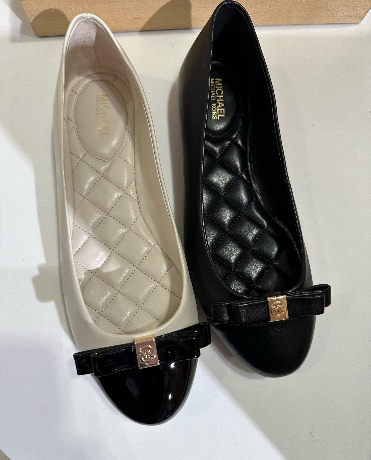 Ballet Flats

The perfect flats for Spring into Summer. Pair with straight or flare pants and a blouse for a simple office look. 

#LTKshoecrush #LTKstyletip