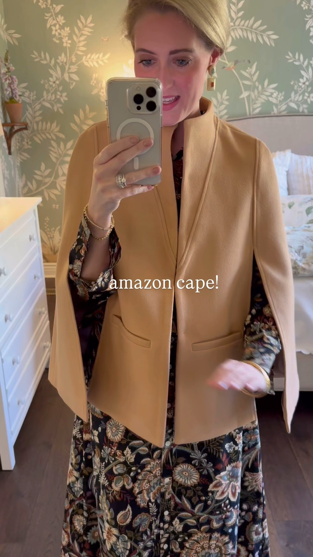 Amazon cape for the perfect Thanksgiving outfit! 

#LTKHoliday #LTKSeasonal