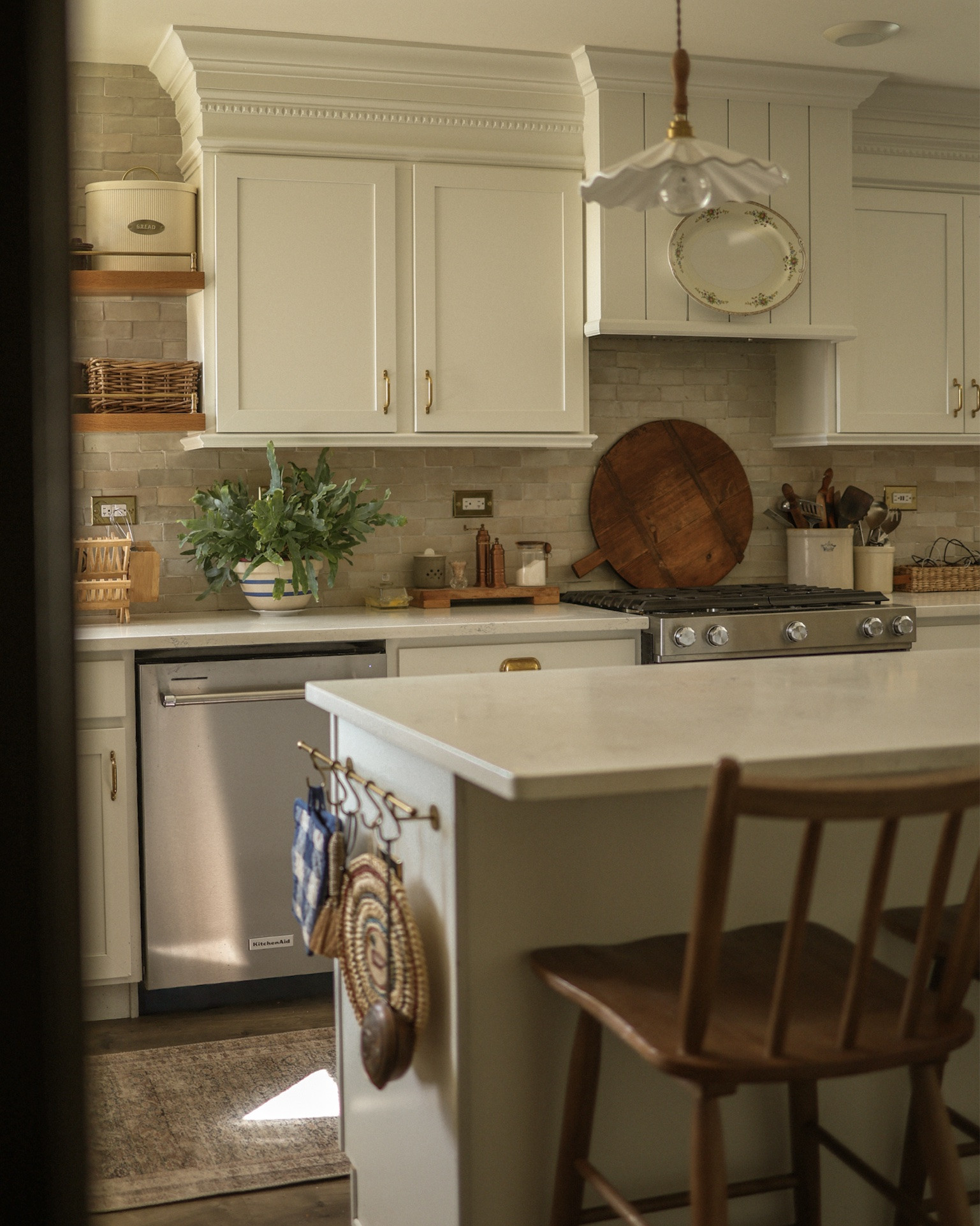 10 easy upgrades that made our kitchen feel less builder basic.

#LTKHome #LTKSaleAlert