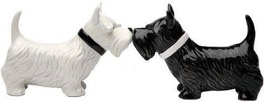 Kissing Scottish Terrier Scottie Dogs Salt & Pepper Shaker Set | Amazon (US)