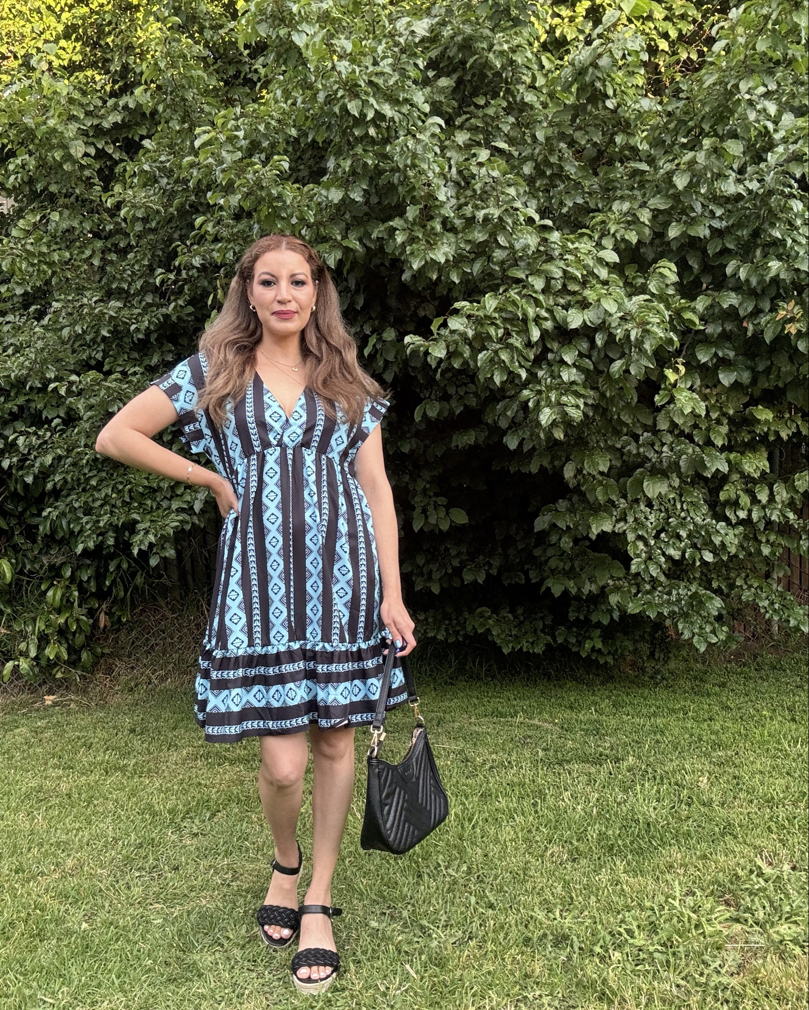 SOLY HUX Vestido corto de verano de manga corta con volantes y cuello en V profundo y estampado tribal a rayas para mujer

Size:M

#LTKBeauty #LTKSeasonal #LTKStyleTip