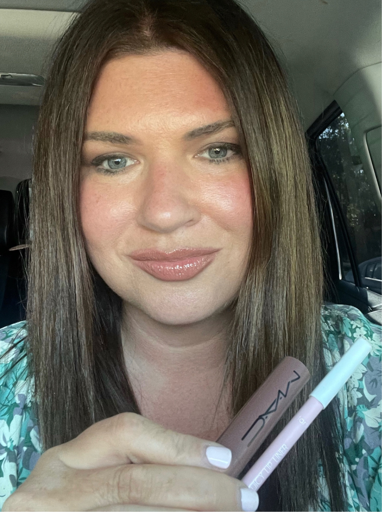 Lip combo tarte + Mac
Soft pink and simulation 


#LTKbeauty #LTKover40 

#LTKTravel