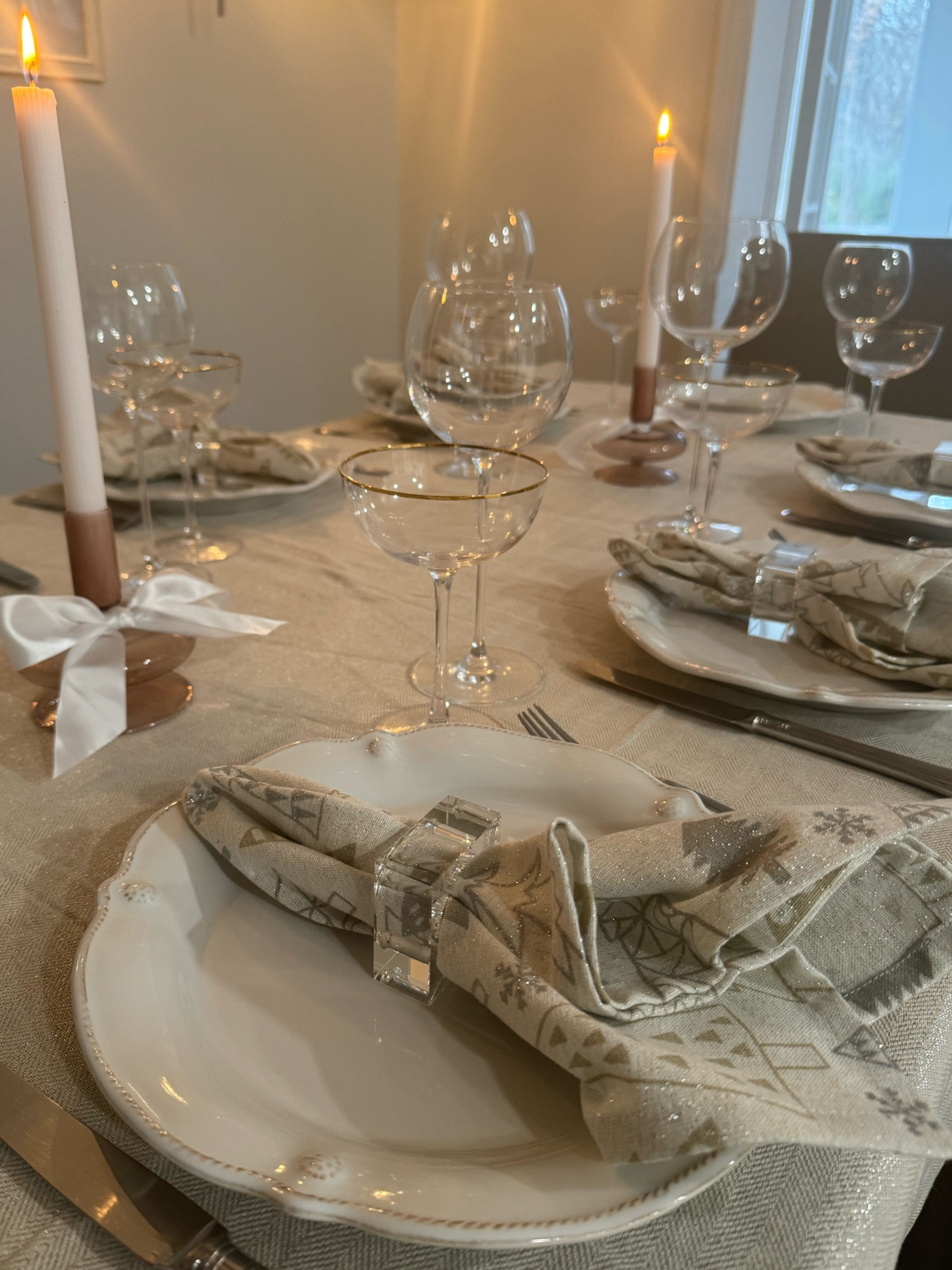 Hosted Christmas Eve last night ✨

#LTKHoliday #LTKSeasonal #LTKparties