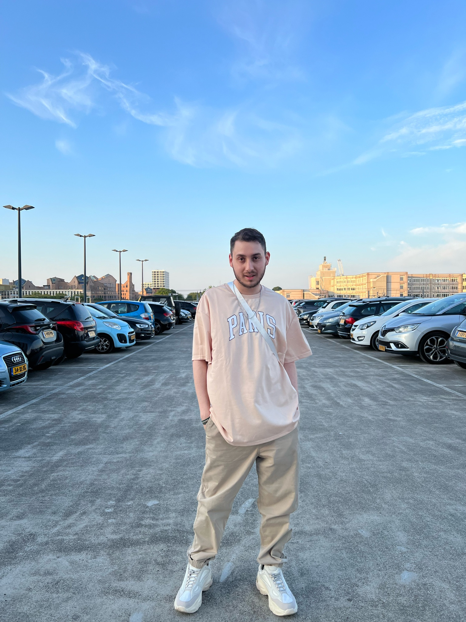 Beige Boulevard 💥 

Shoes: Bershka / 42


#LTKFind #LTKfit #LTKmens