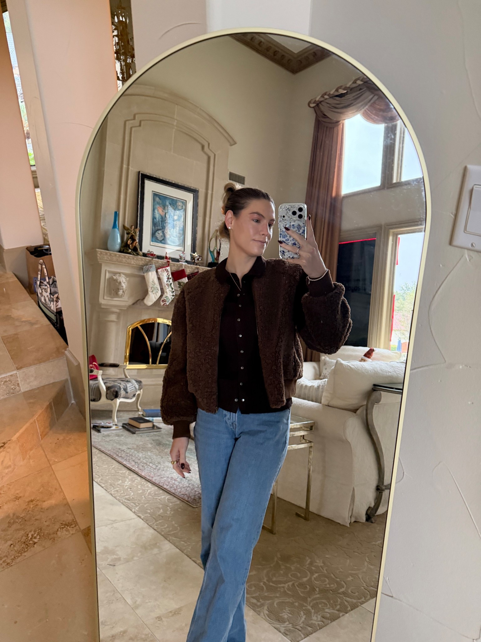 Been feeling the browns lately! 🤎

Top - small 
Jeans - 26 

#LTKWorkwear #LTKootd