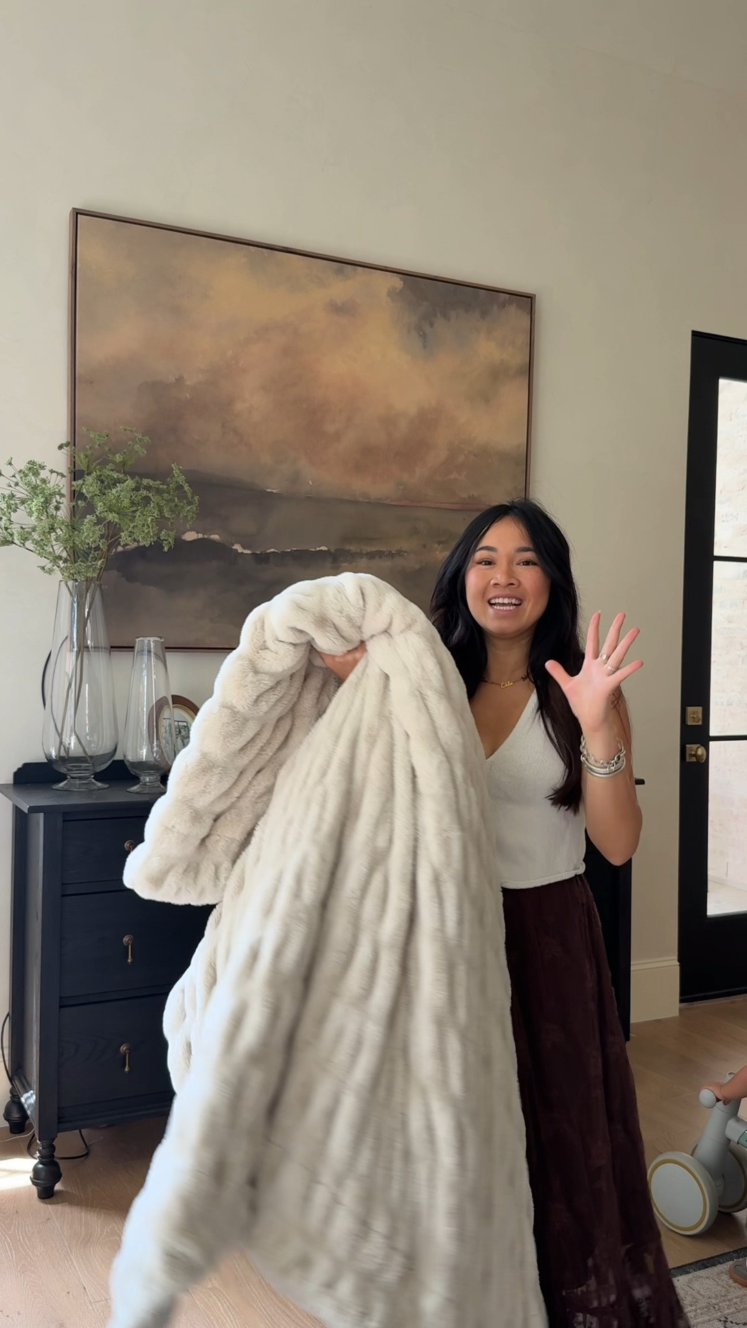 Lola Blanket 50% off sale!! Use code ANNIETRAN50 and you'll also get a $50 gift card for future purchases