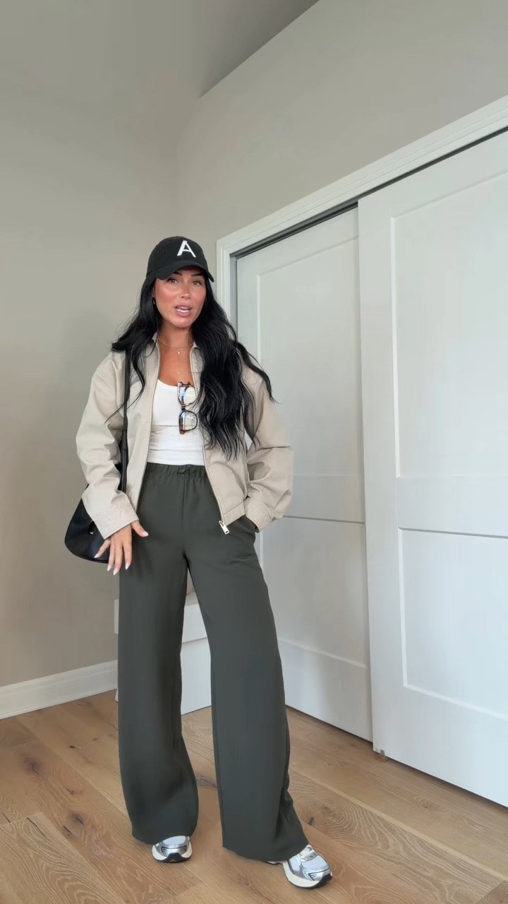 Casual but chic fall outfit inspo 🤎🍂 These Aritzia pieces are about to be your fall favorites!! So easy to style, comfy, and perfect for everyday wear. I’ll have all the details linked on my LTK!

My sizing: 5’7” | 145 lbs | 32dd 
Top: Smalls
Pants: Small Tall

#Aritzia #FallOutfit #CasualChic #FallStyle #SportyStyle Aritzia fall outfit, casual fall style, sporty chic outfit, fall outfit inspo, everyday fall look, Aritzia pants, neutral fall outfit, athleisure style @Aritzia