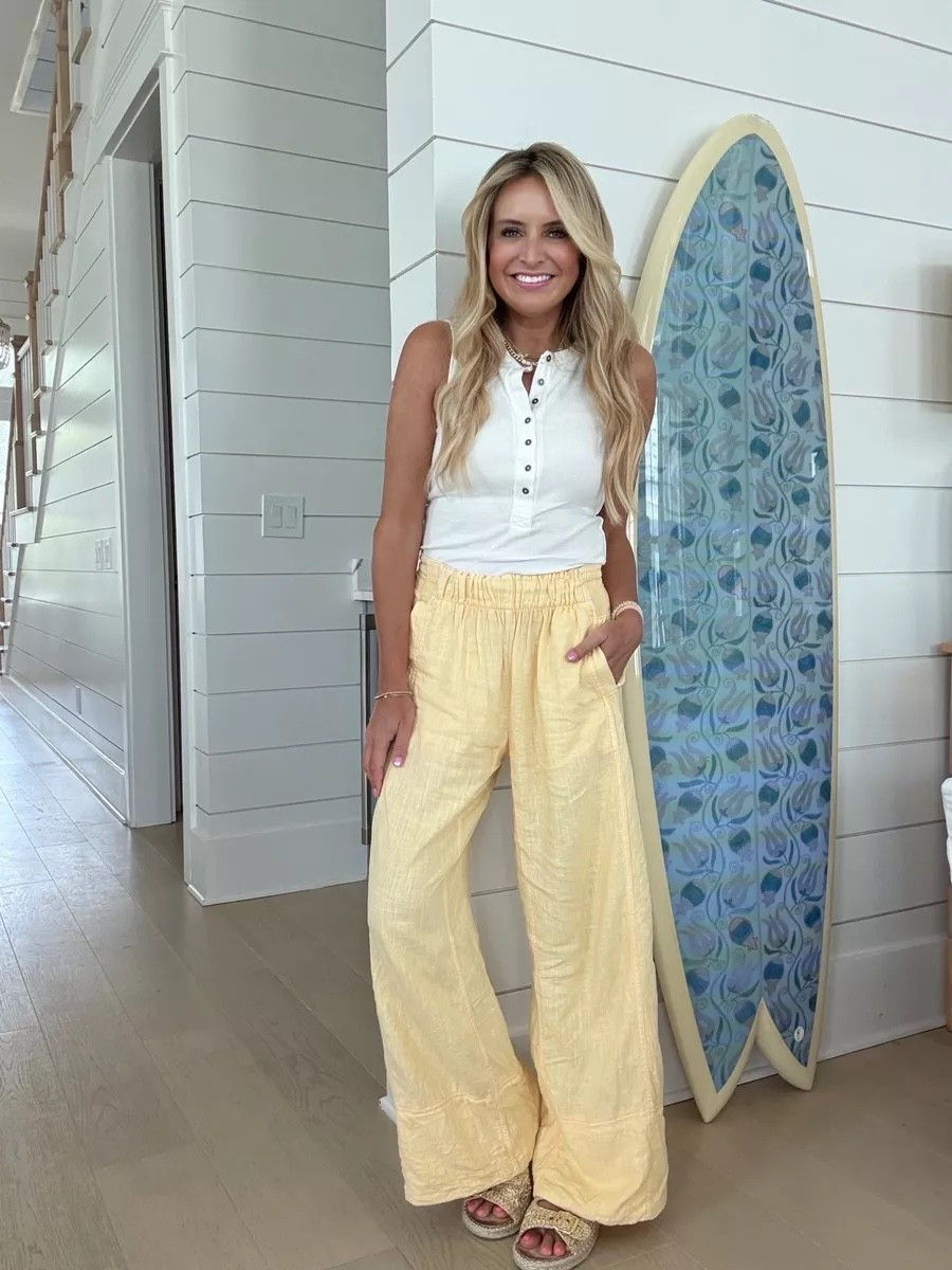 Cutest look. Wearing xs in both

#LTKSeasonal #LTKStyleTip #LTKFindsUnder100